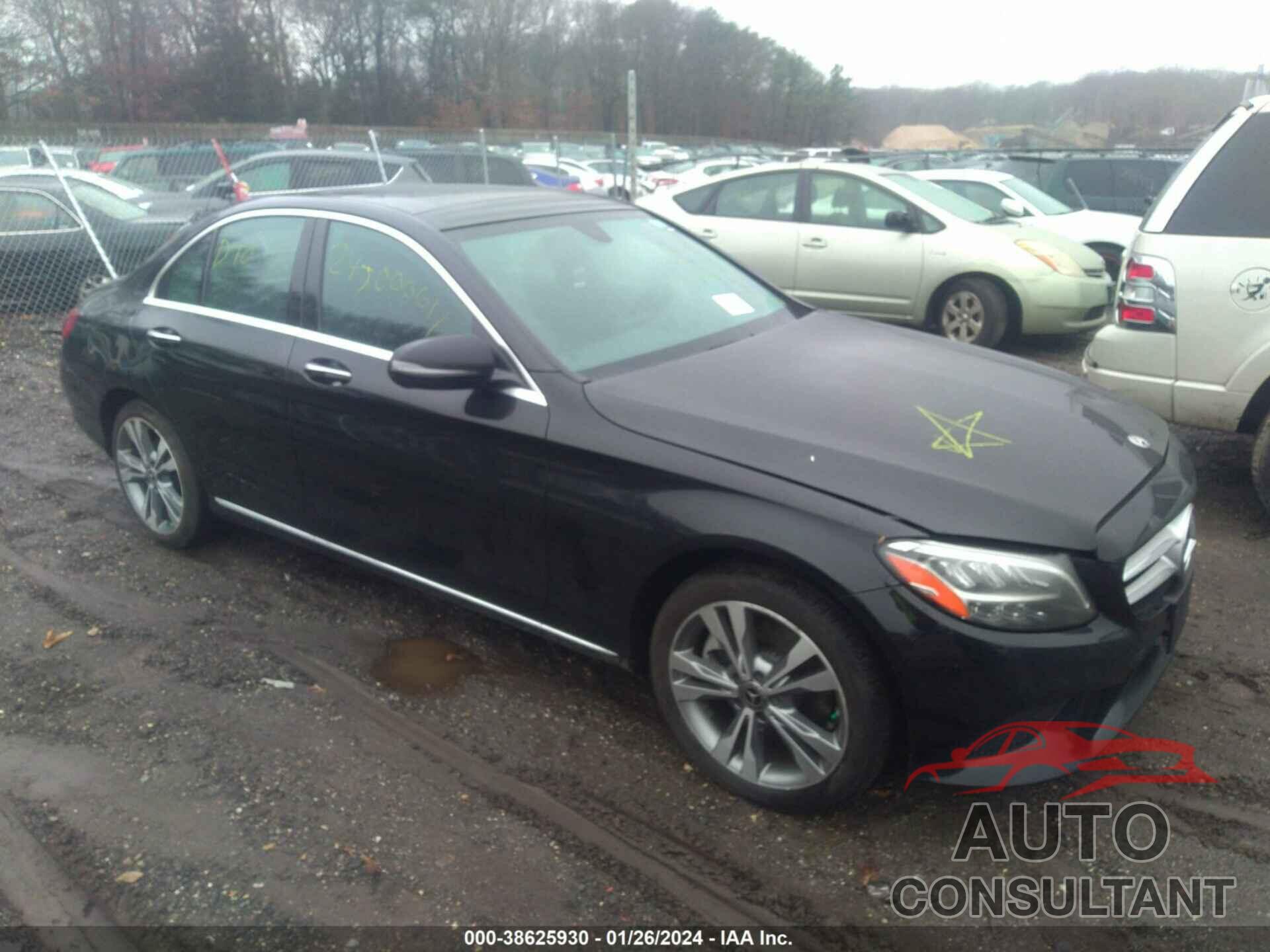 MERCEDES-BENZ C 300 2019 - 55SWF8EB7KU305631