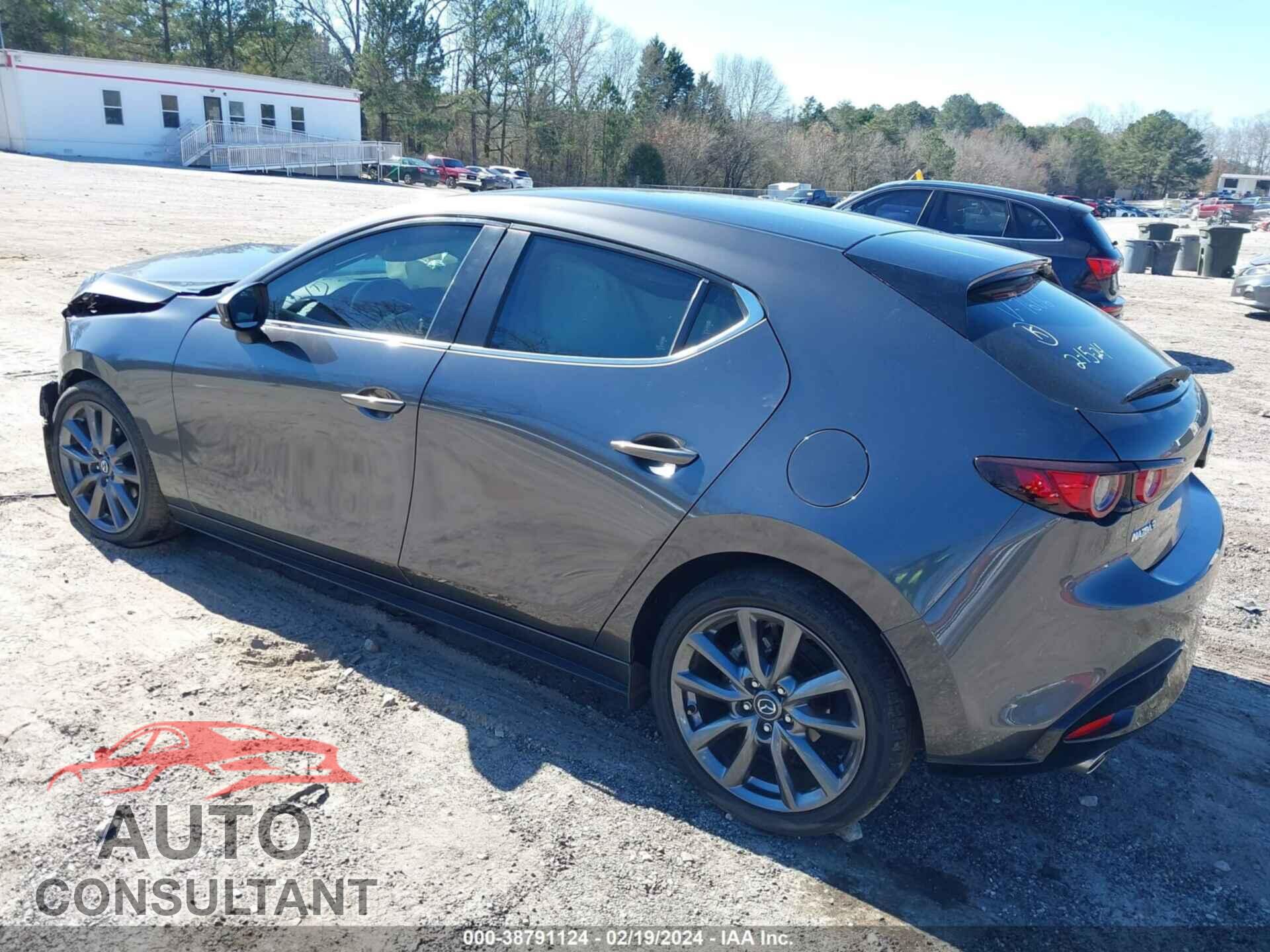 MAZDA MAZDA3 2021 - JM1BPAKL0M1307606