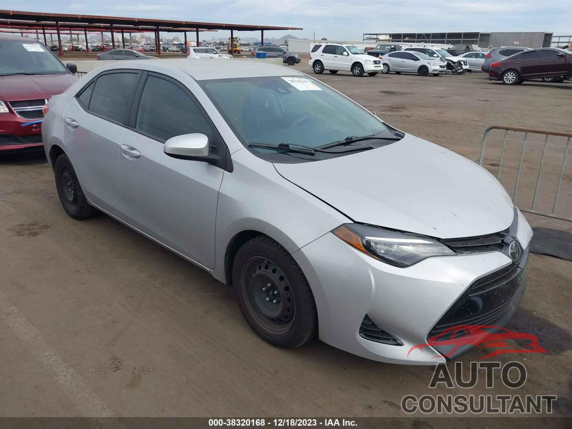 TOYOTA COROLLA 2018 - 2T1BURHE0JC077427