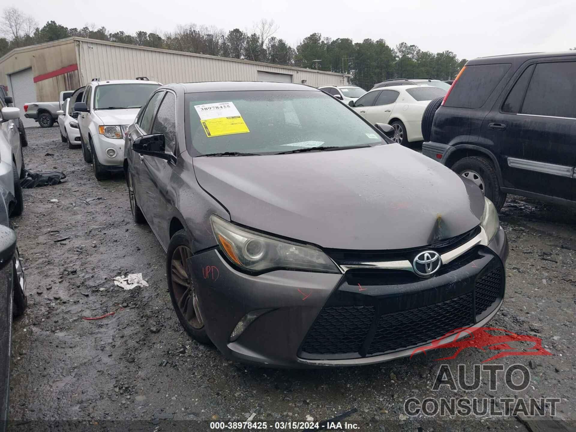TOYOTA CAMRY 2016 - 4T1BF1FK3GU567324