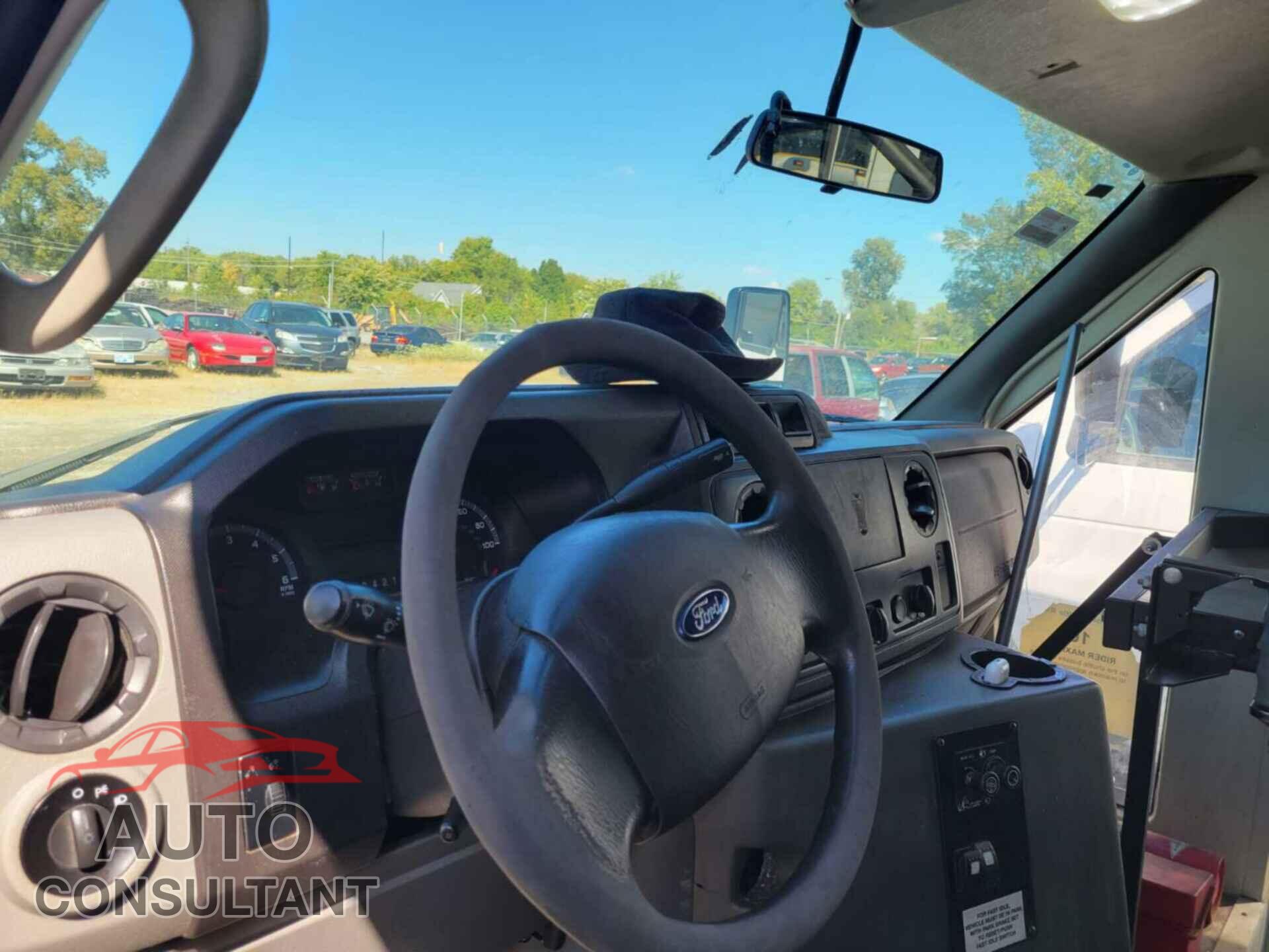 FORD E-450 CUTAWAY 2017 - 1FDFE4FS3HDC32006