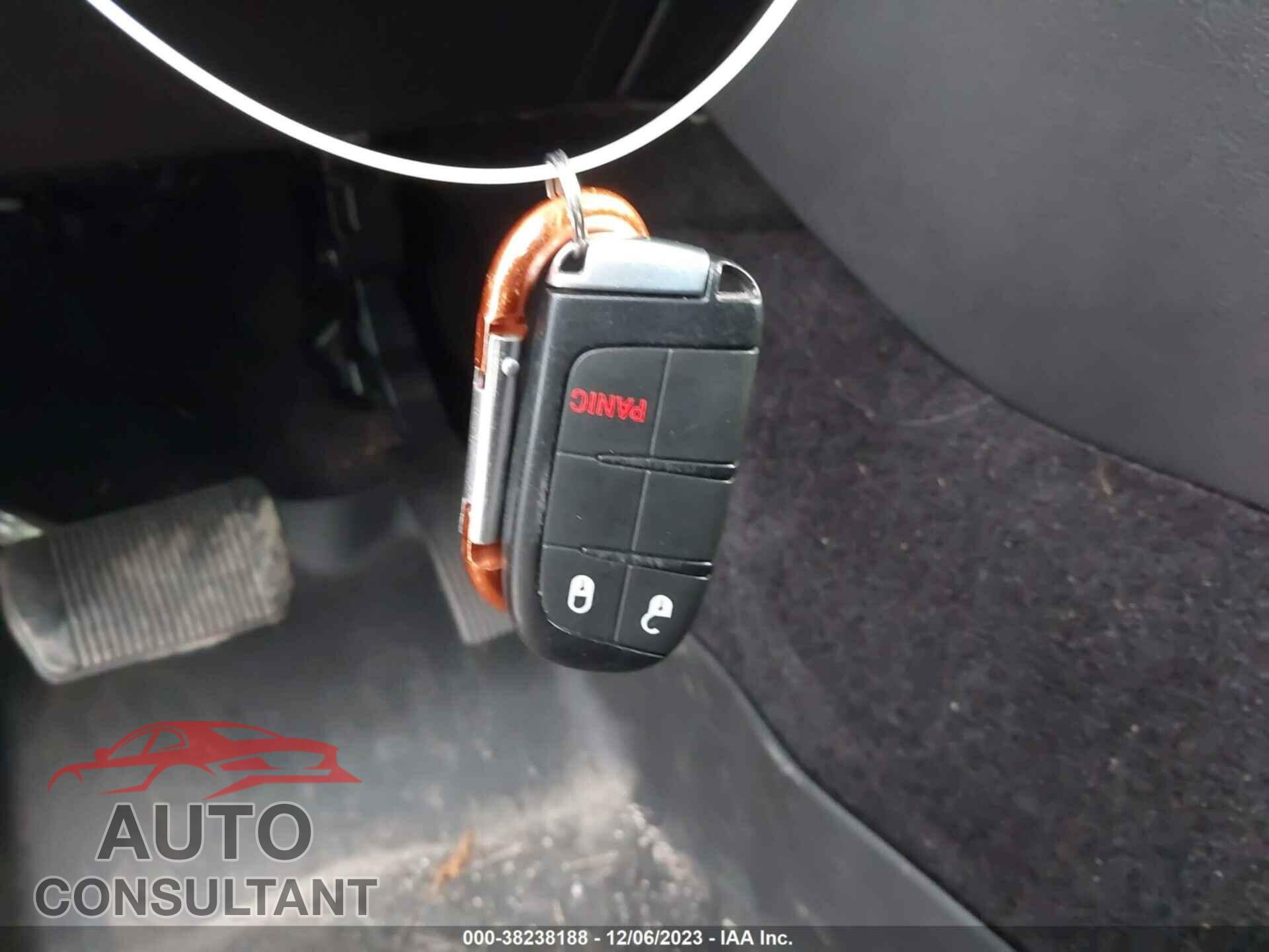 DODGE DURANGO 2017 - 1C4RDJAG5HC945727