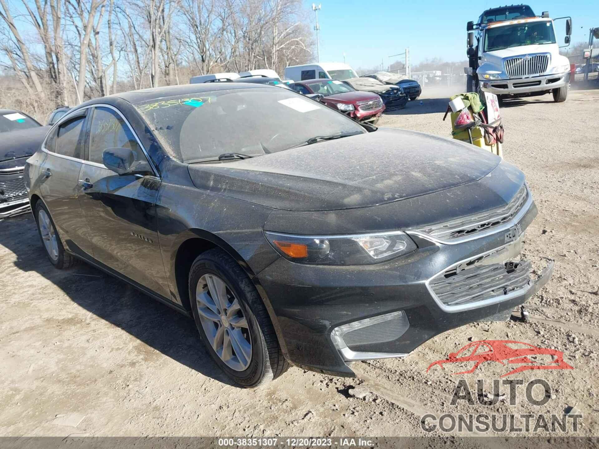 CHEVROLET MALIBU 2018 - 1G1ZD5ST3JF152801