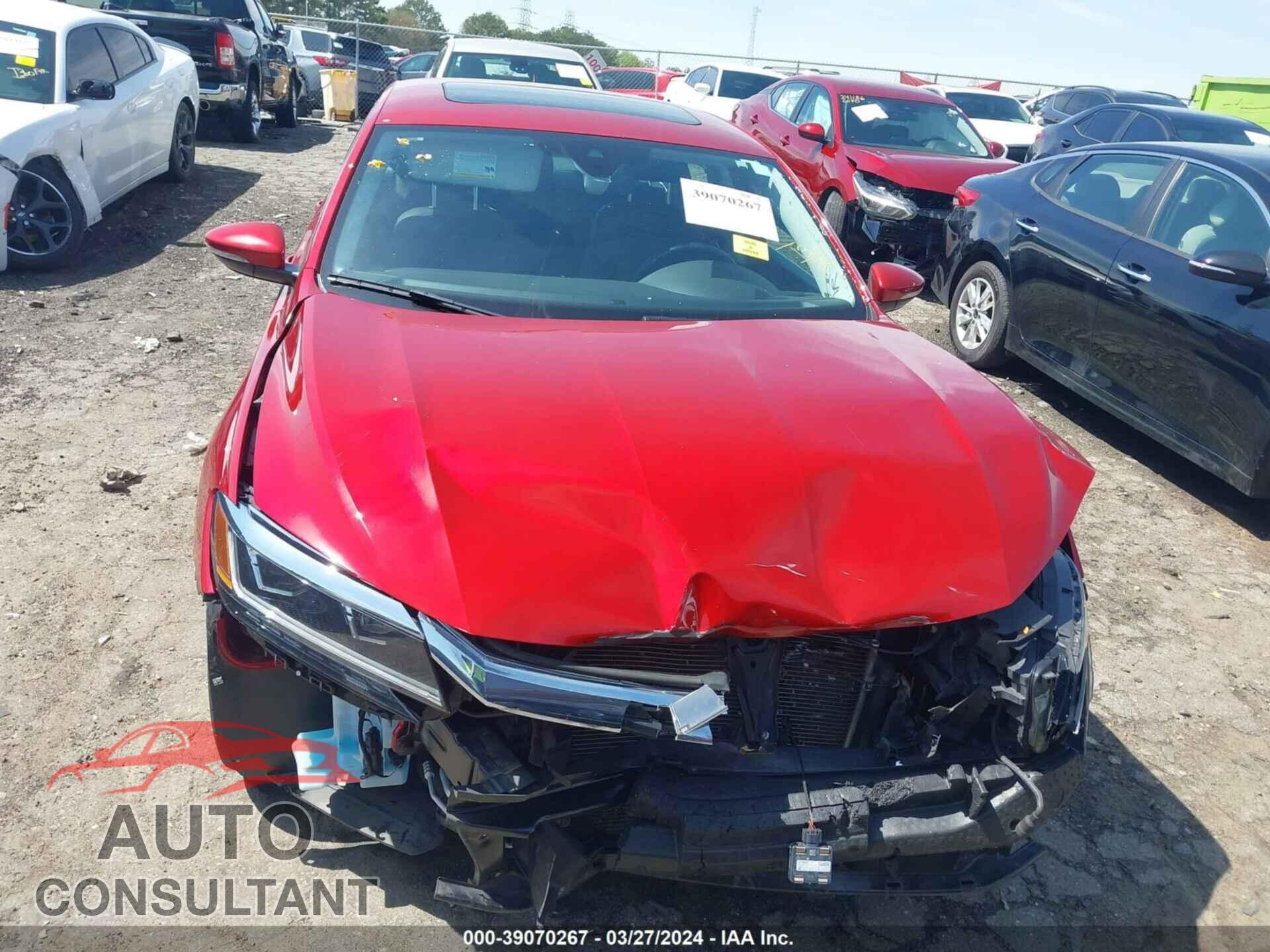 VOLKSWAGEN PASSAT 2020 - 1VWCA7A3XLC005606