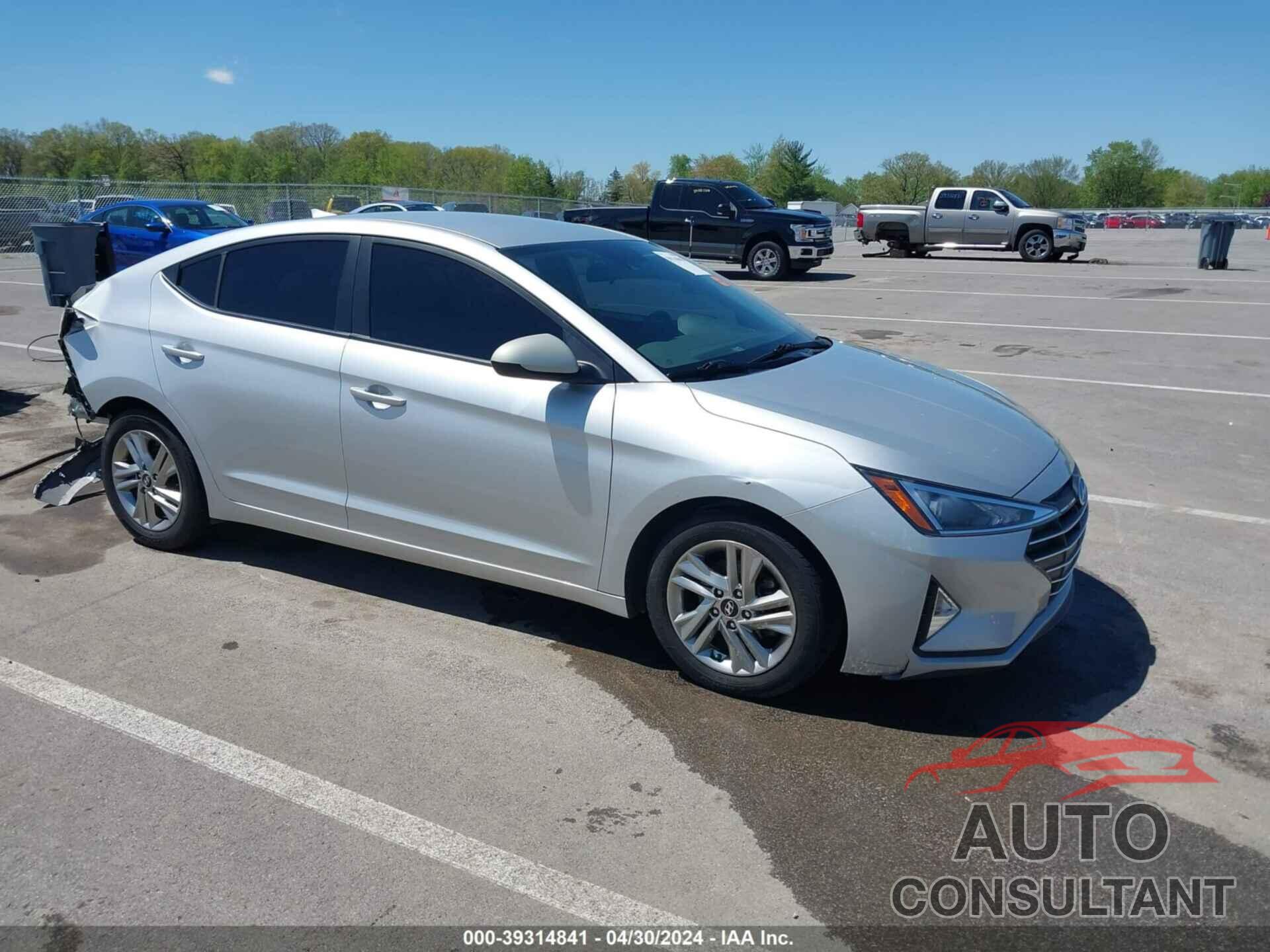 HYUNDAI ELANTRA 2019 - 5NPD84LFXKH410635