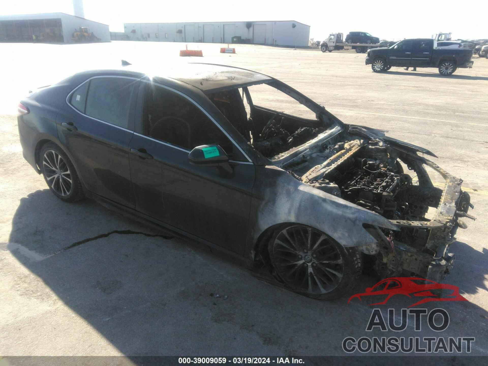 TOYOTA CAMRY 2020 - 4T1G11AK6LU907569