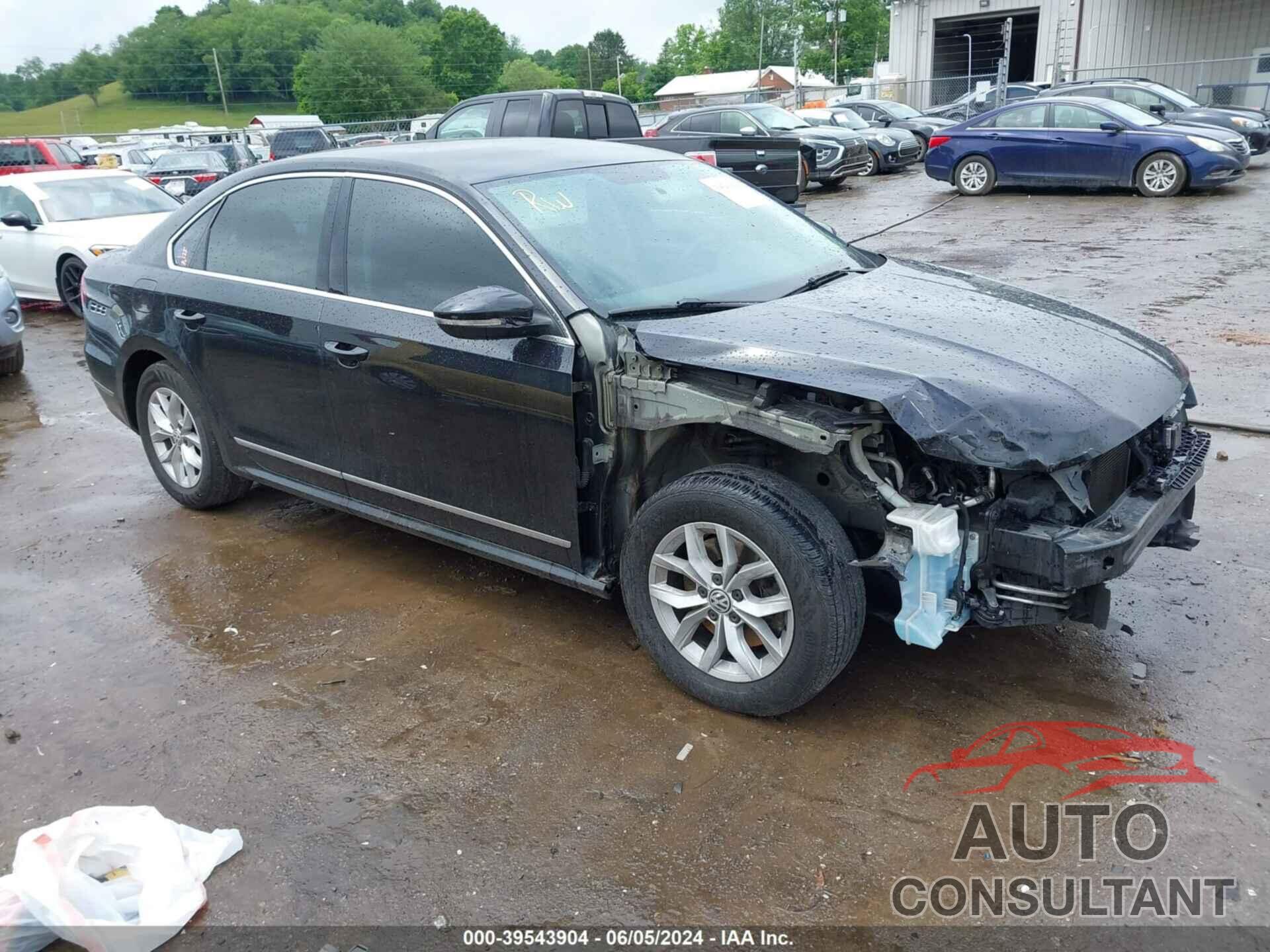 VOLKSWAGEN PASSAT 2017 - 1VWAT7A35HC074972