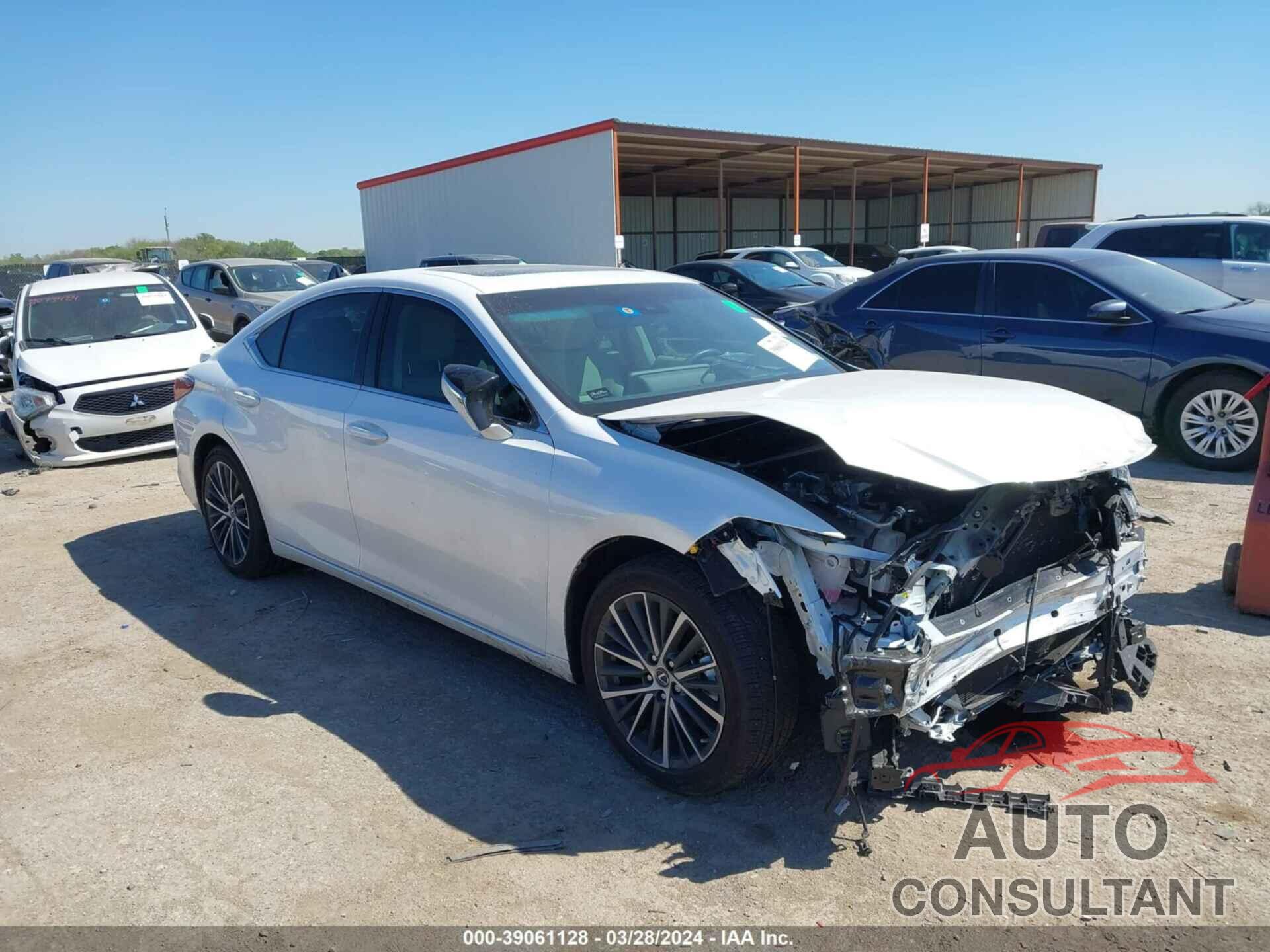 LEXUS ES 2023 - 58ADA1C16PU029552