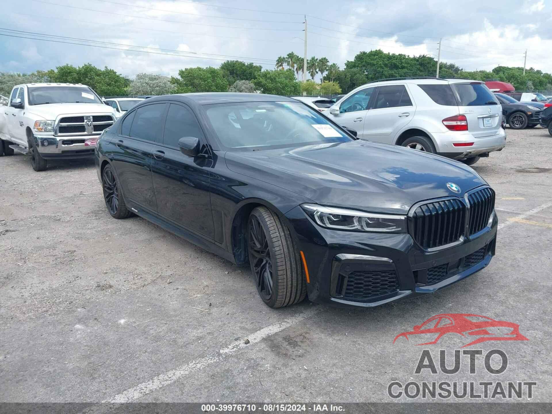 BMW 750I 2021 - WBA7U2C06MCF35560