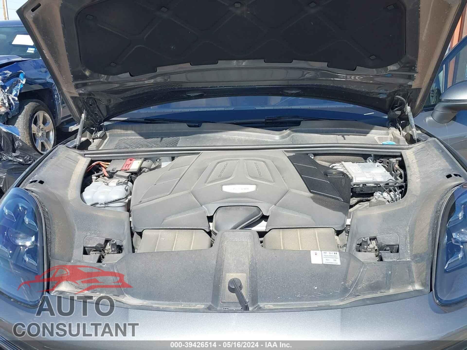 PORSCHE CAYENNE 2020 - WP1AA2AY6LDA02302