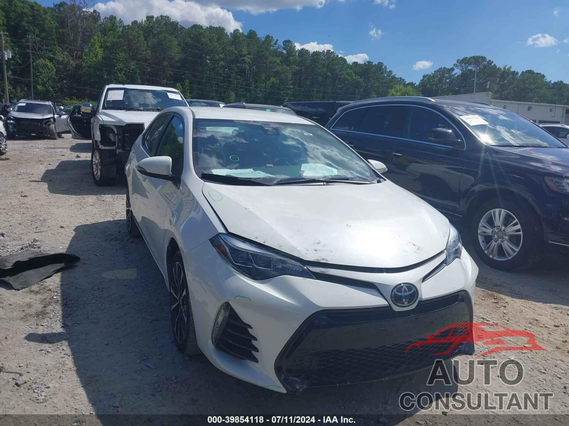 TOYOTA COROLLA 2018 - 5YFBURHE0JP759885