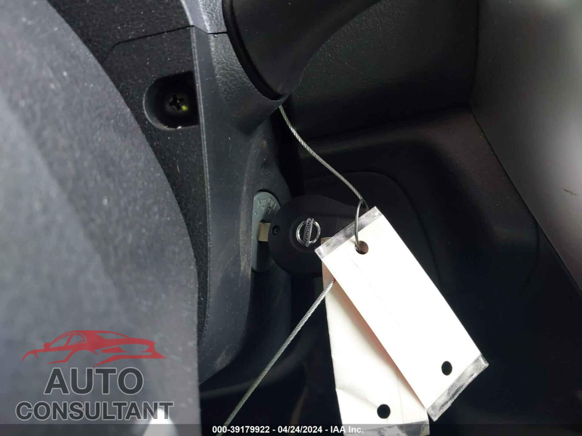 NISSAN VERSA 2019 - 3N1CN7AP3KL877965