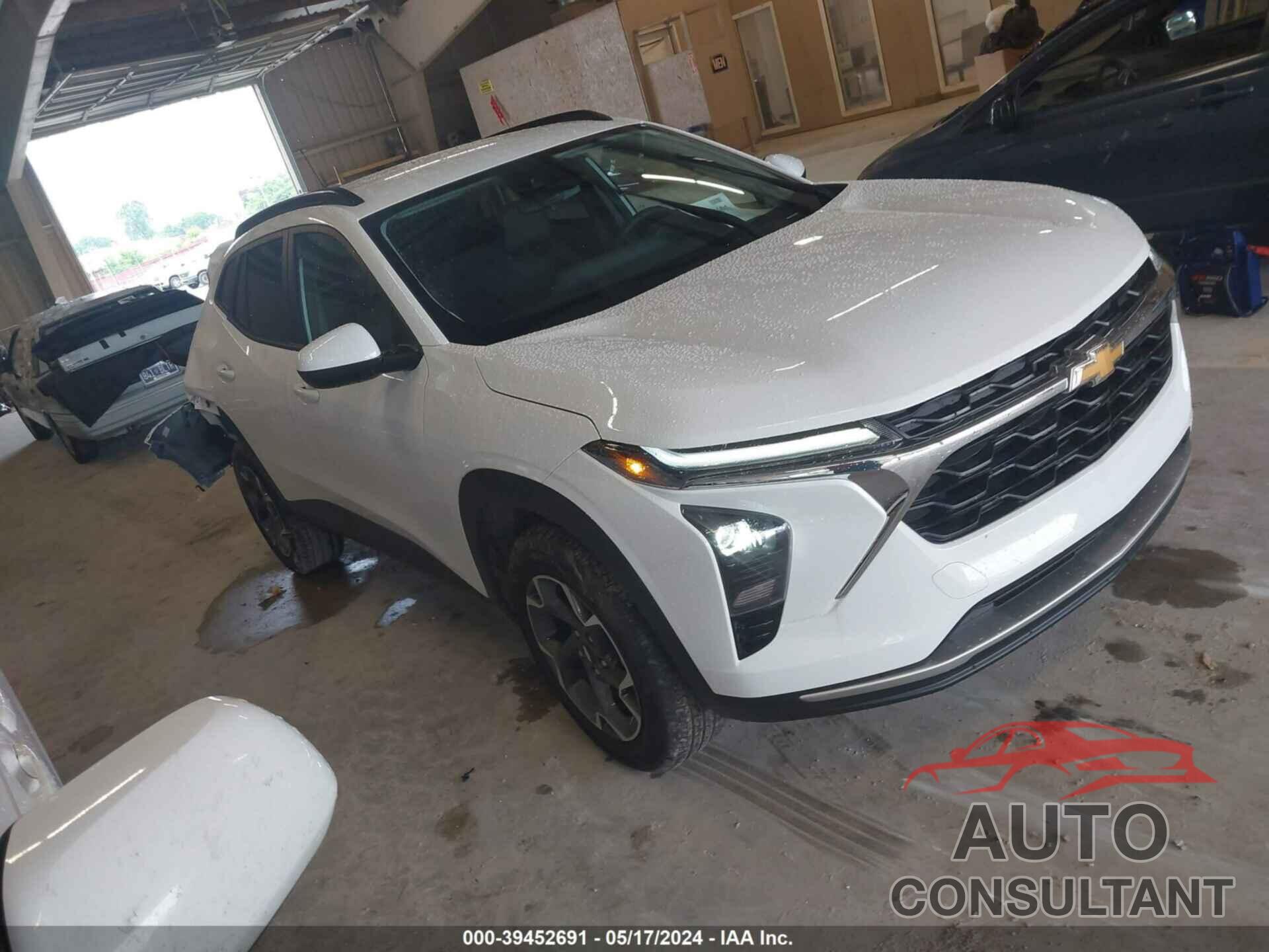 CHEVROLET TRAX 2024 - KL77LHE22RC028356