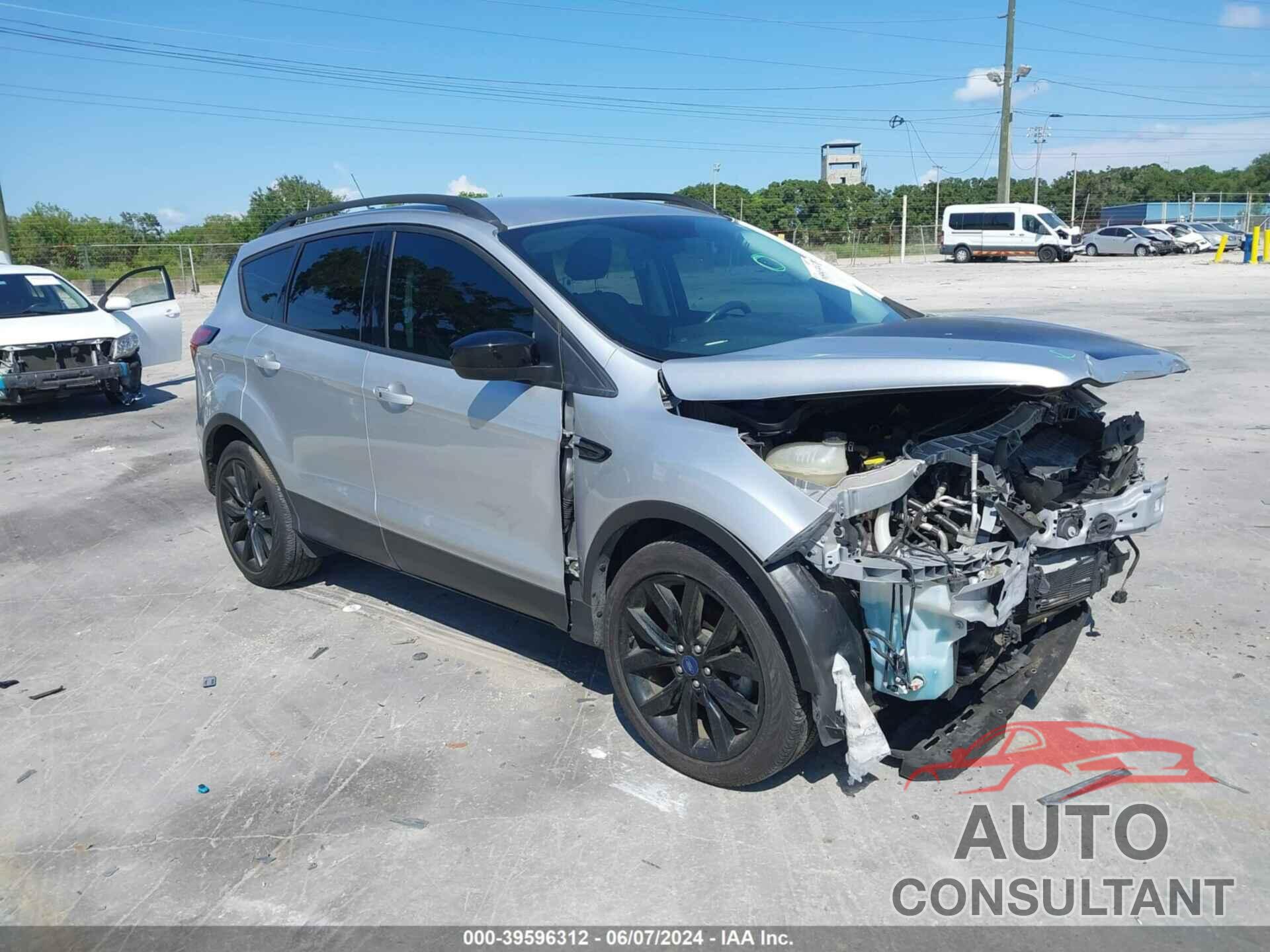 FORD ESCAPE 2019 - 1FMCU0GD5KUA89971