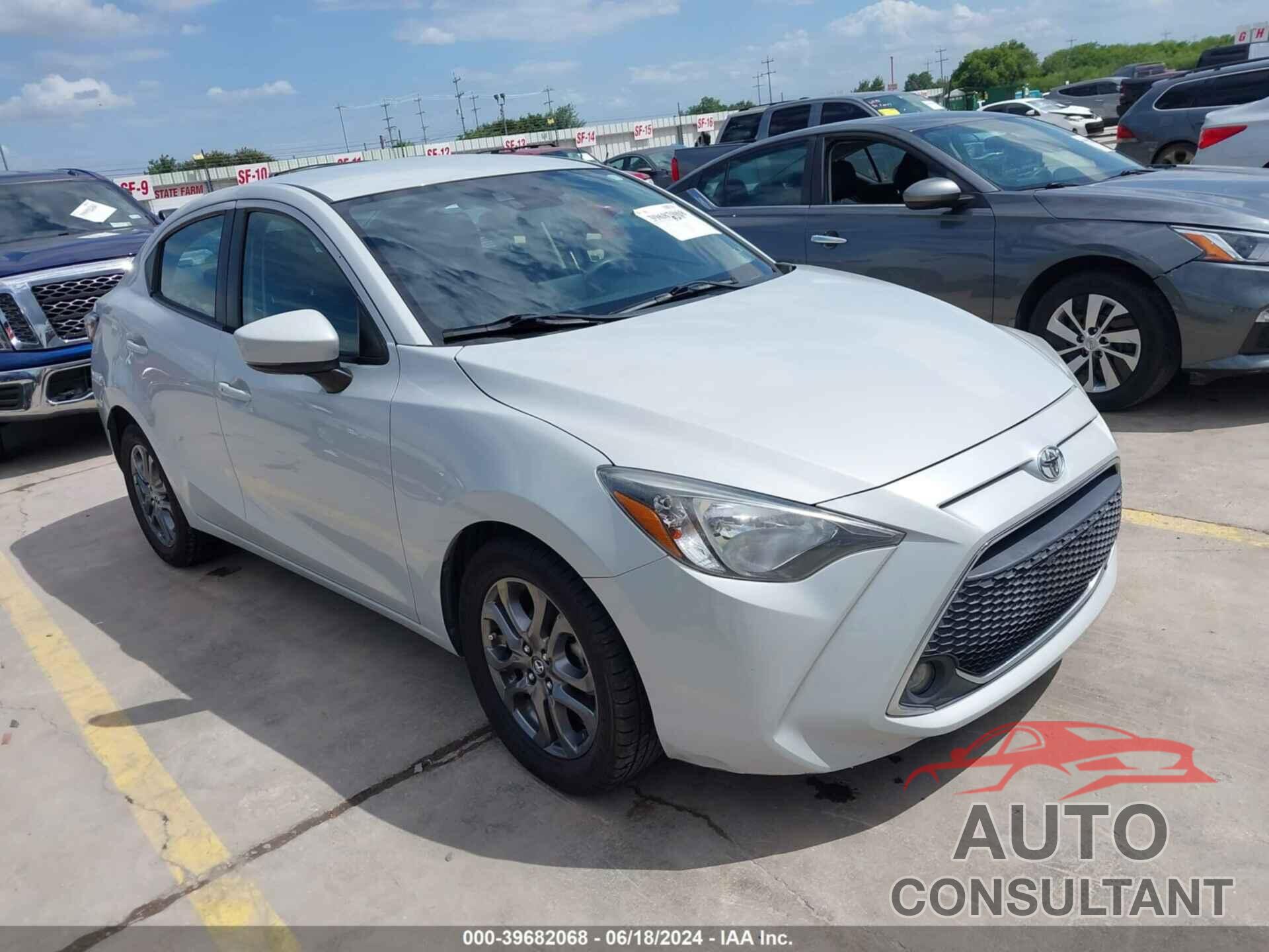 TOYOTA YARIS 2019 - 3MYDLBYV4KY512553