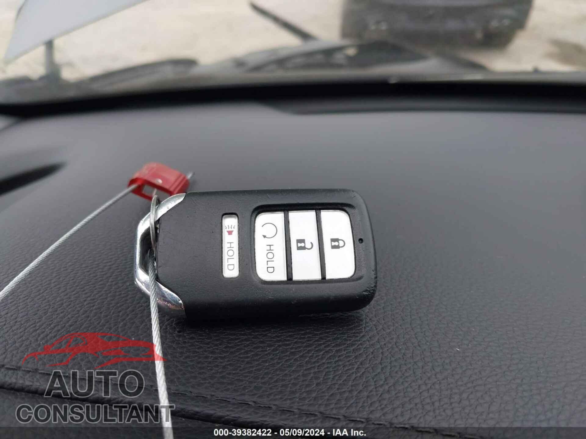 HONDA RIDGELINE 2017 - 5FPYK3F4XHB015537