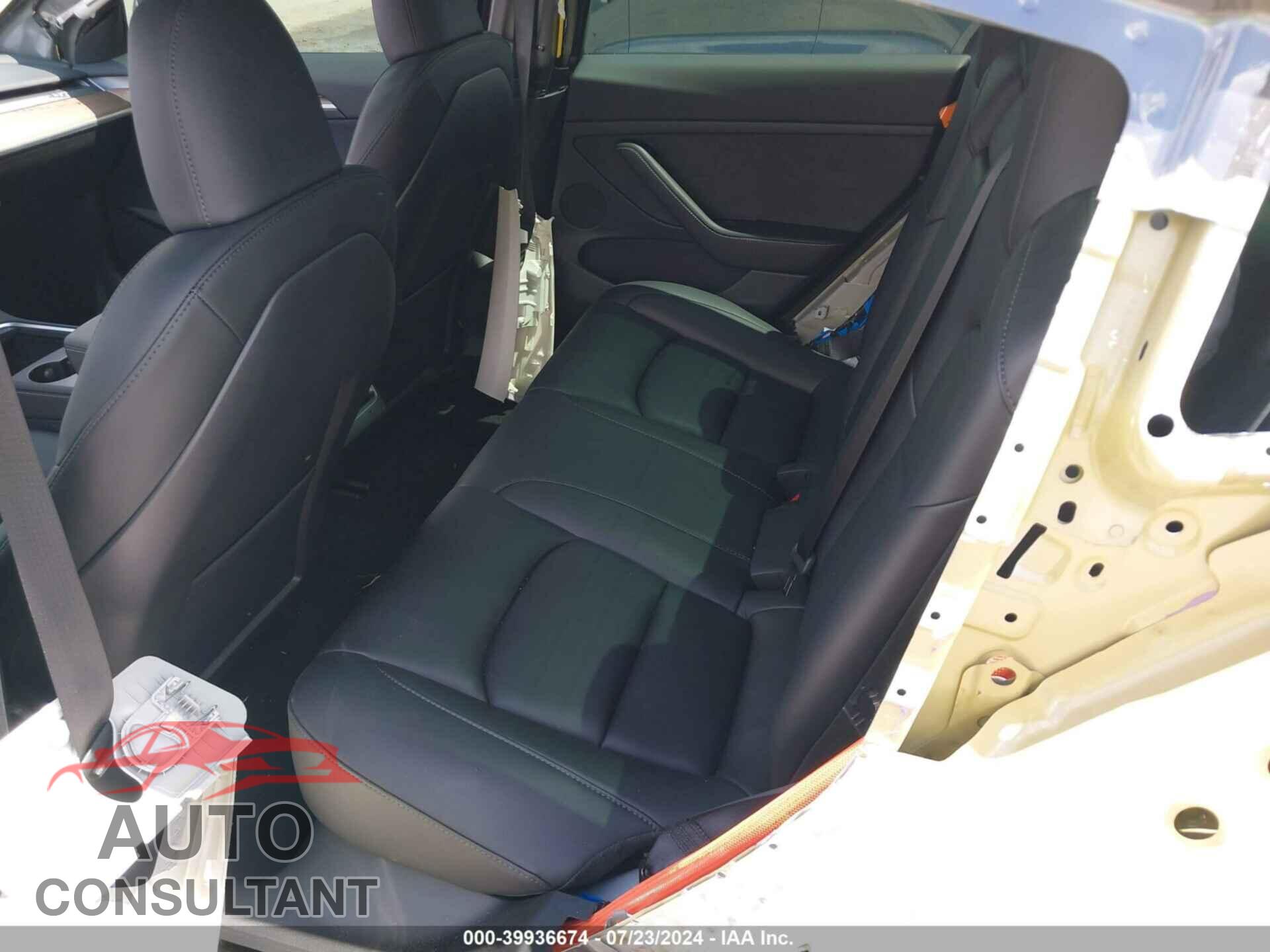 TESLA MODEL 3 2023 - 5YJ3E1EA7PF502702