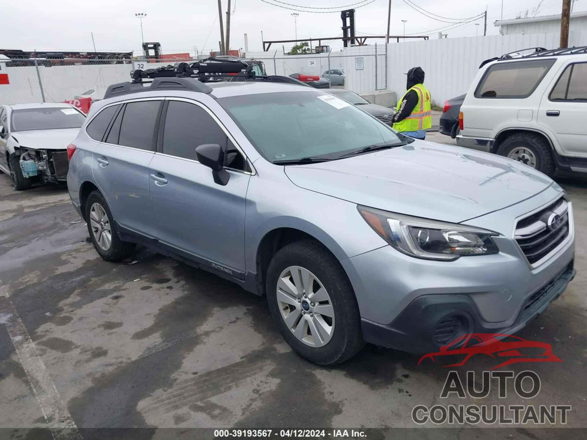 SUBARU OUTBACK 2018 - 4S4BSAAC1J3394864