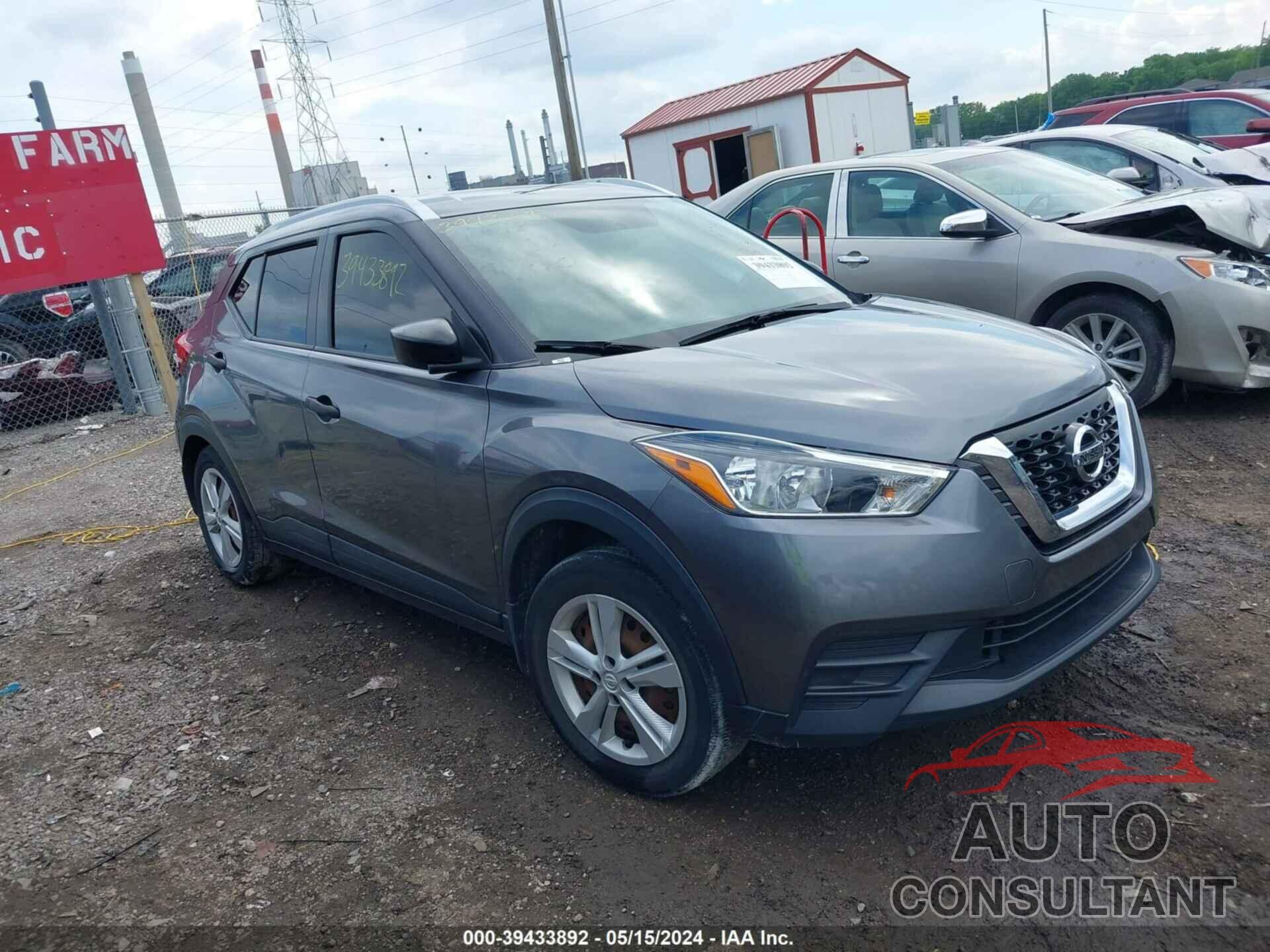 NISSAN KICKS 2018 - 3N1CP5CU5JL513210