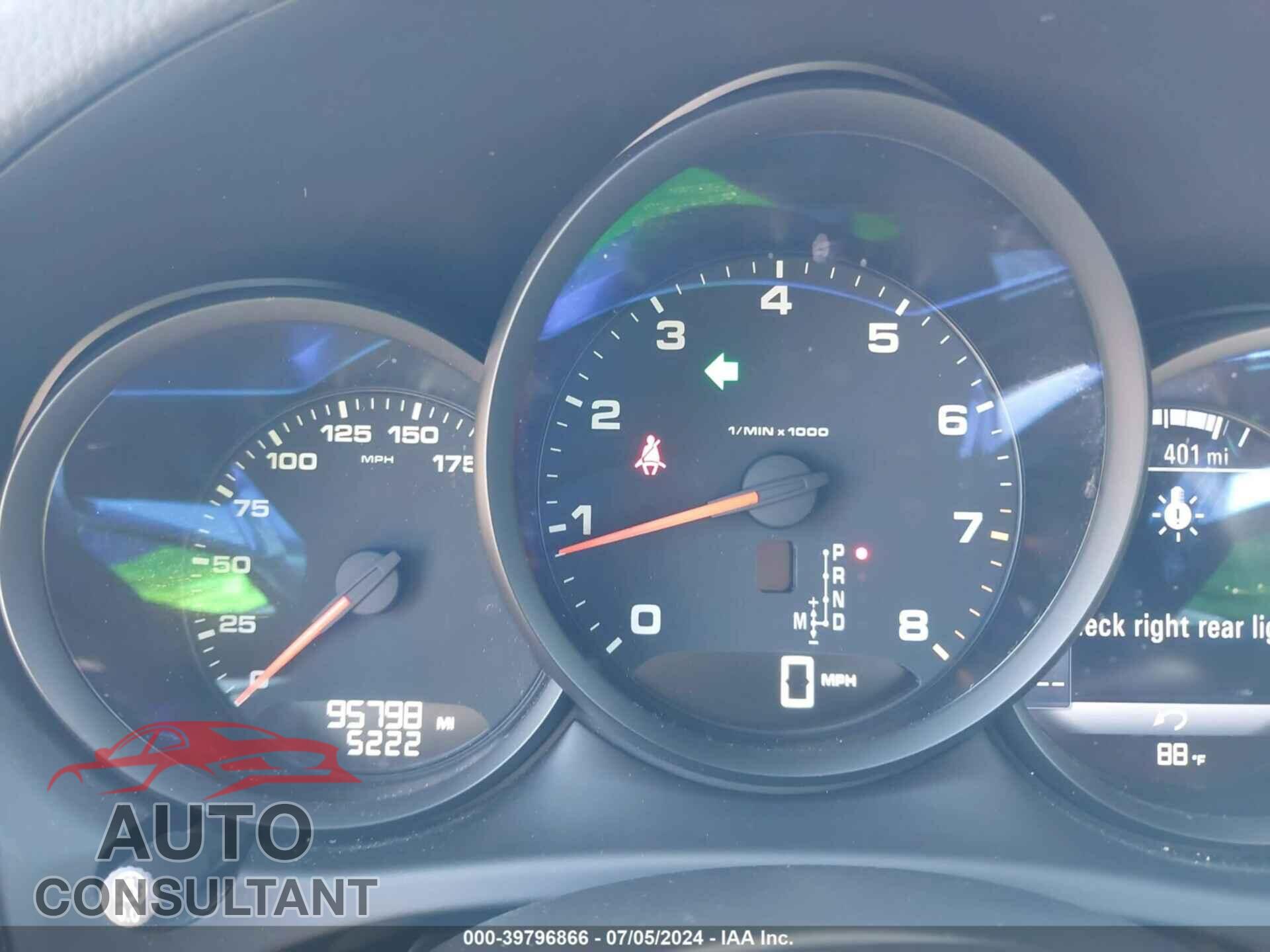 PORSCHE MACAN 2018 - WP1AA2A55JLB10192