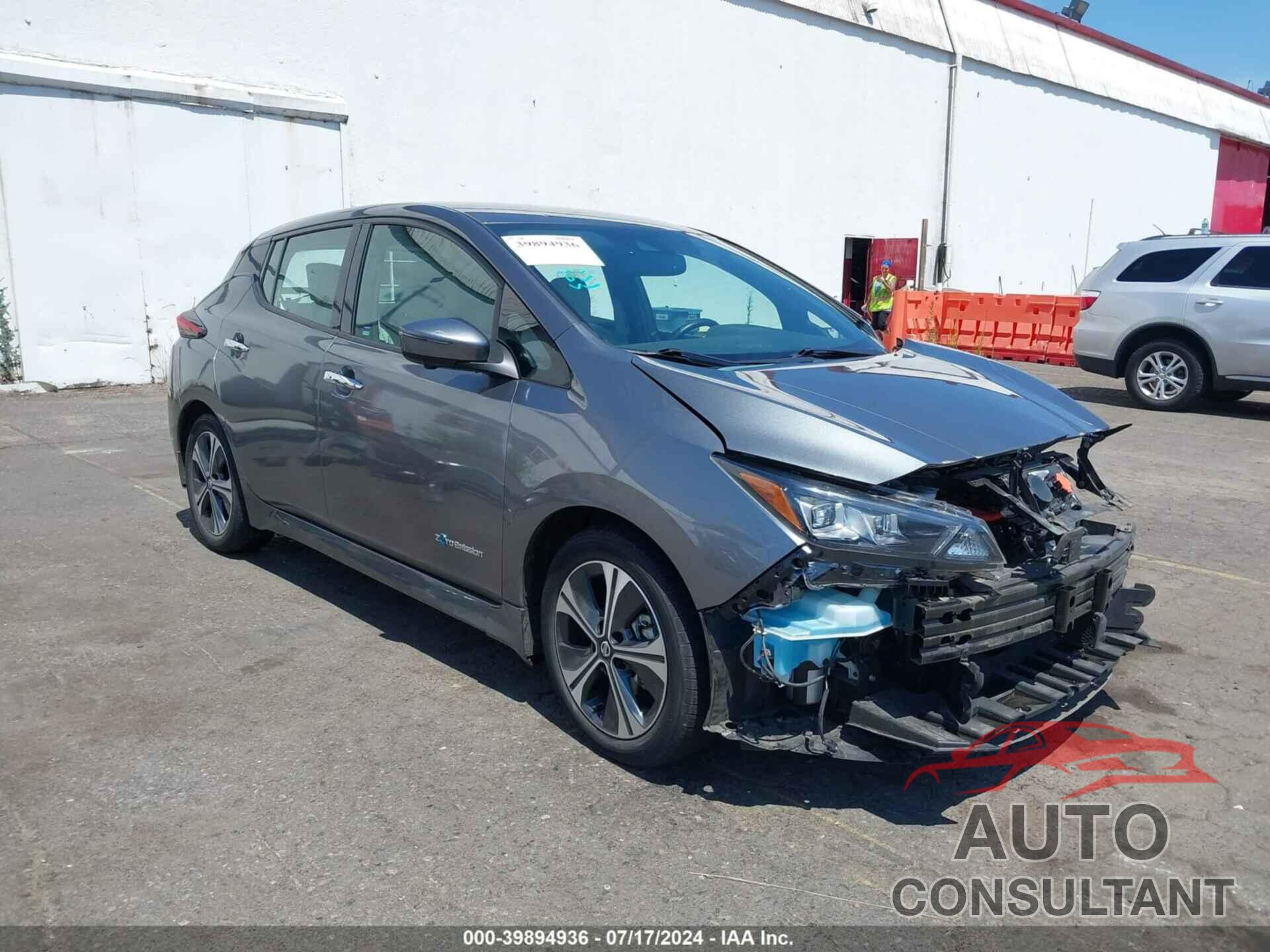 NISSAN LEAF 2018 - 1N4AZ1CP9JC314339