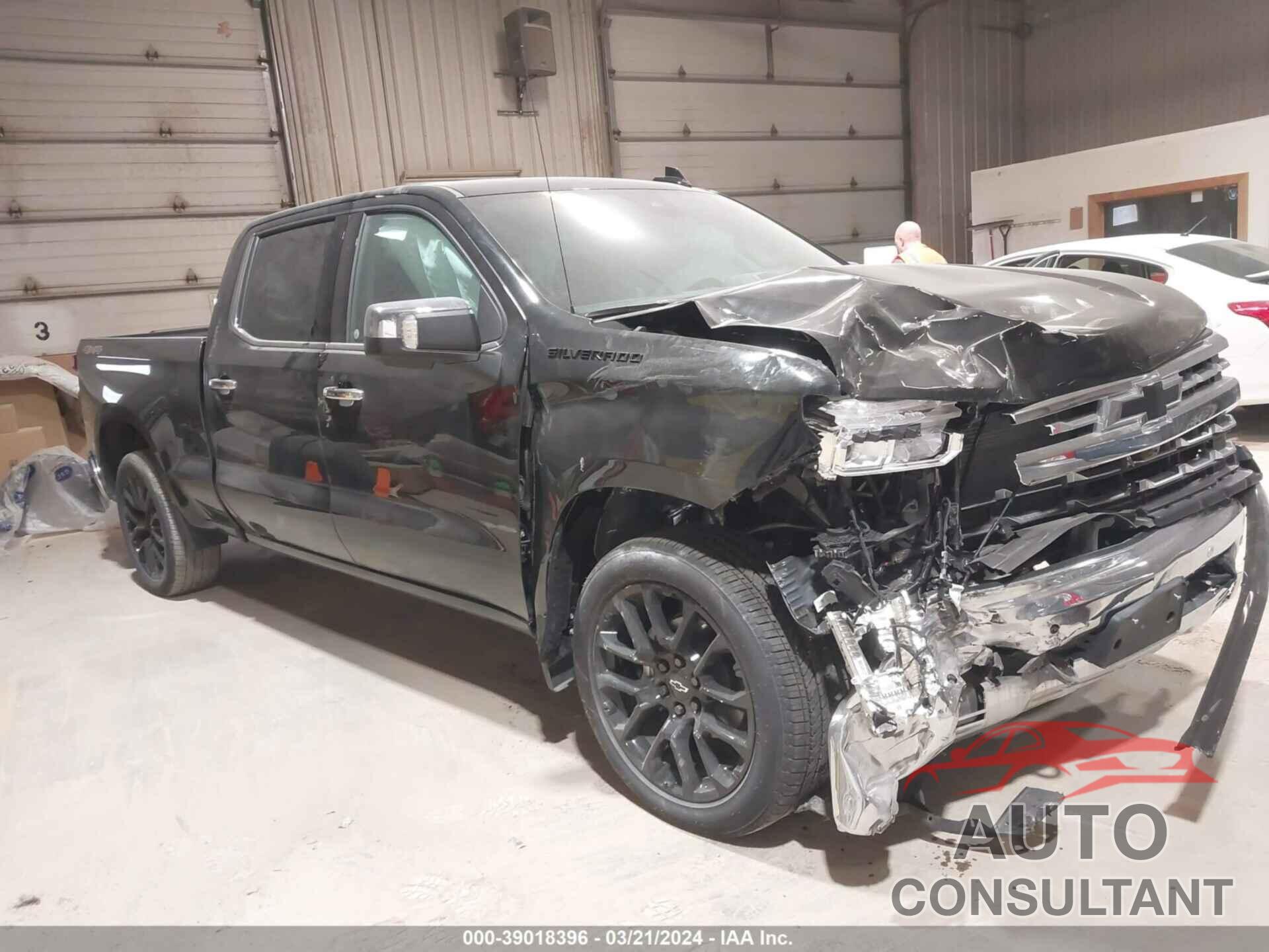 CHEVROLET SILVERADO 1500 2023 - 1GCUDGEL4PZ329601