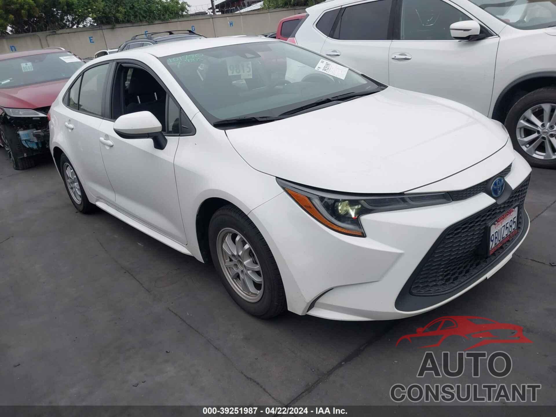TOYOTA COROLLA 2022 - JTDEAMDE2N3010891