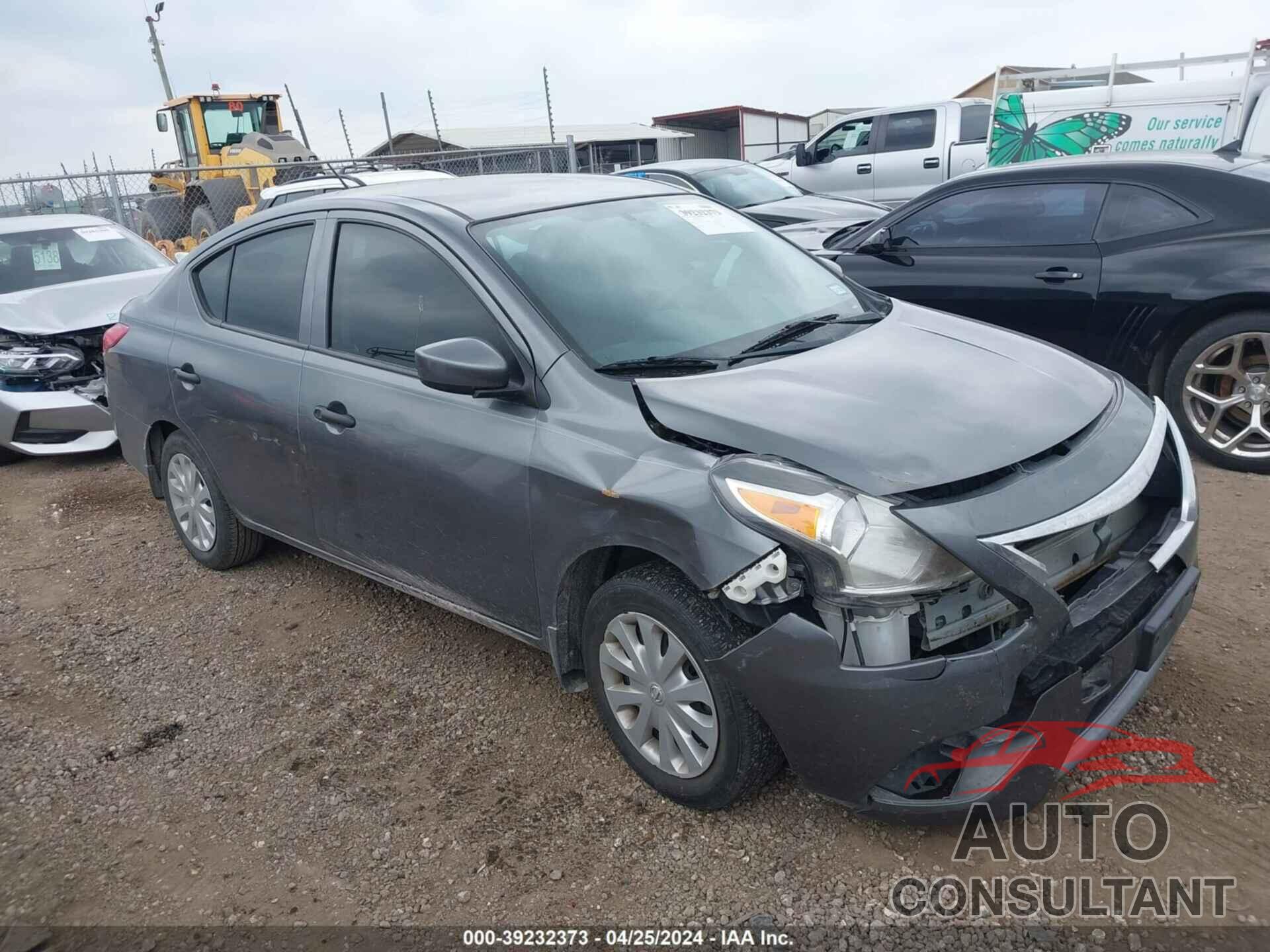 NISSAN VERSA 2017 - 3N1CN7AP8HL802980