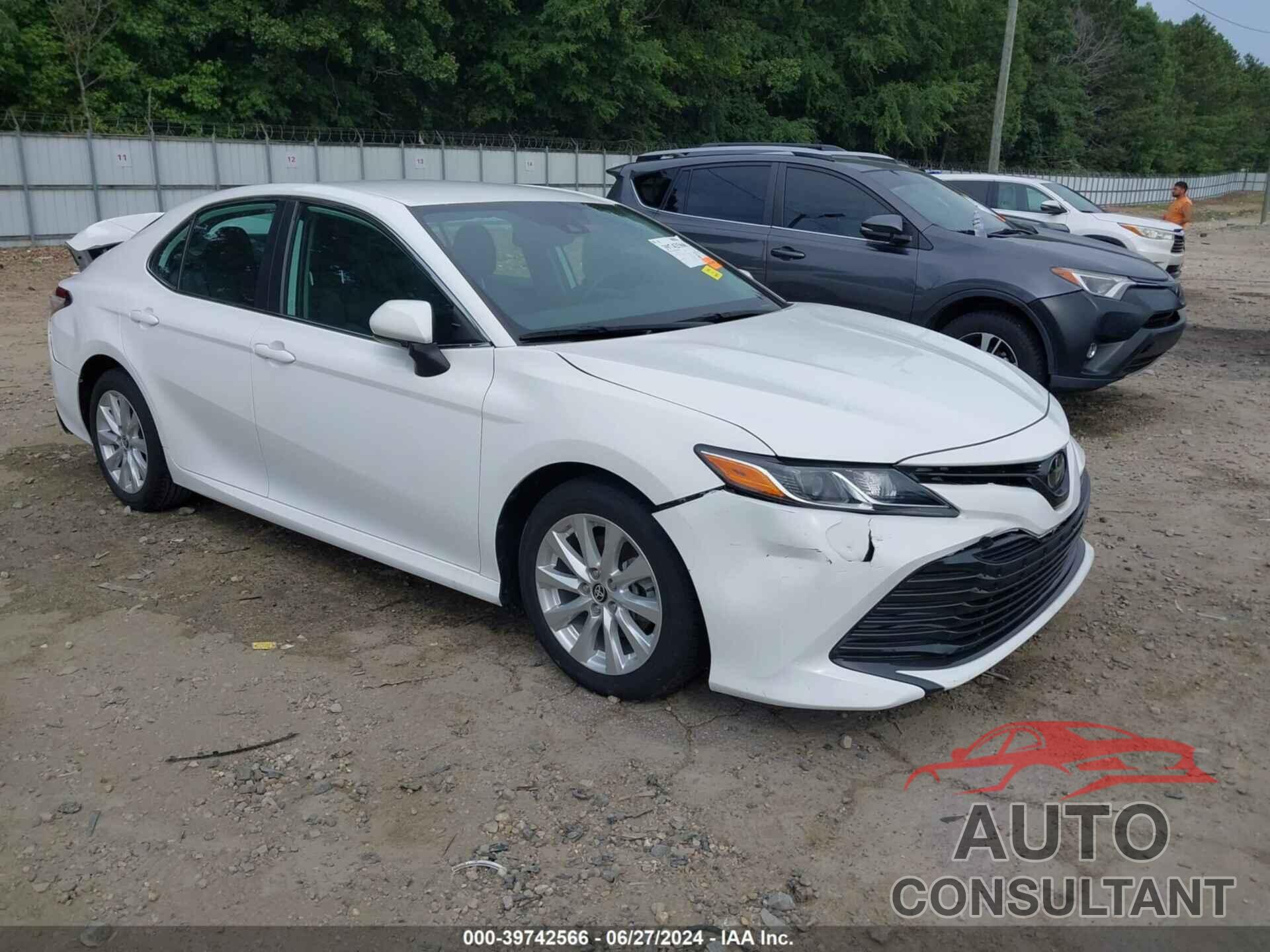 TOYOTA CAMRY 2020 - 4T1L11AK2LU946254