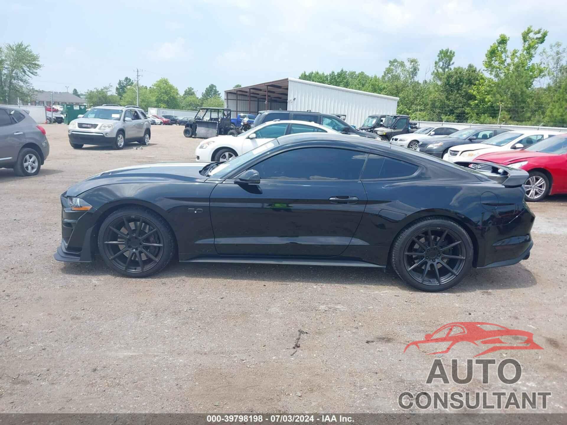 FORD MUSTANG 2019 - 1FA6P8CF1K5134662