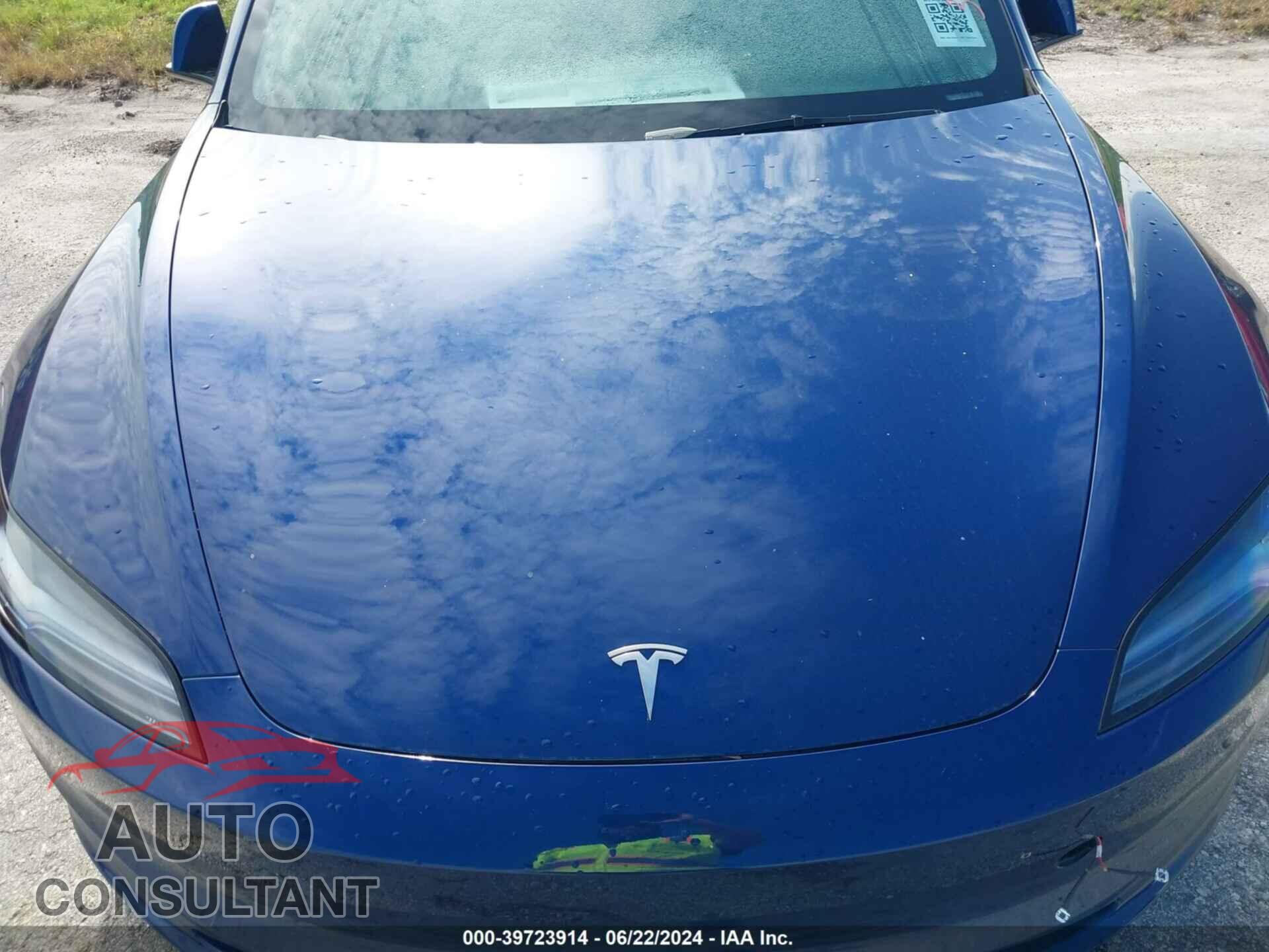 TESLA MODEL 3 2024 - 5YJ3E1EA2RF748947