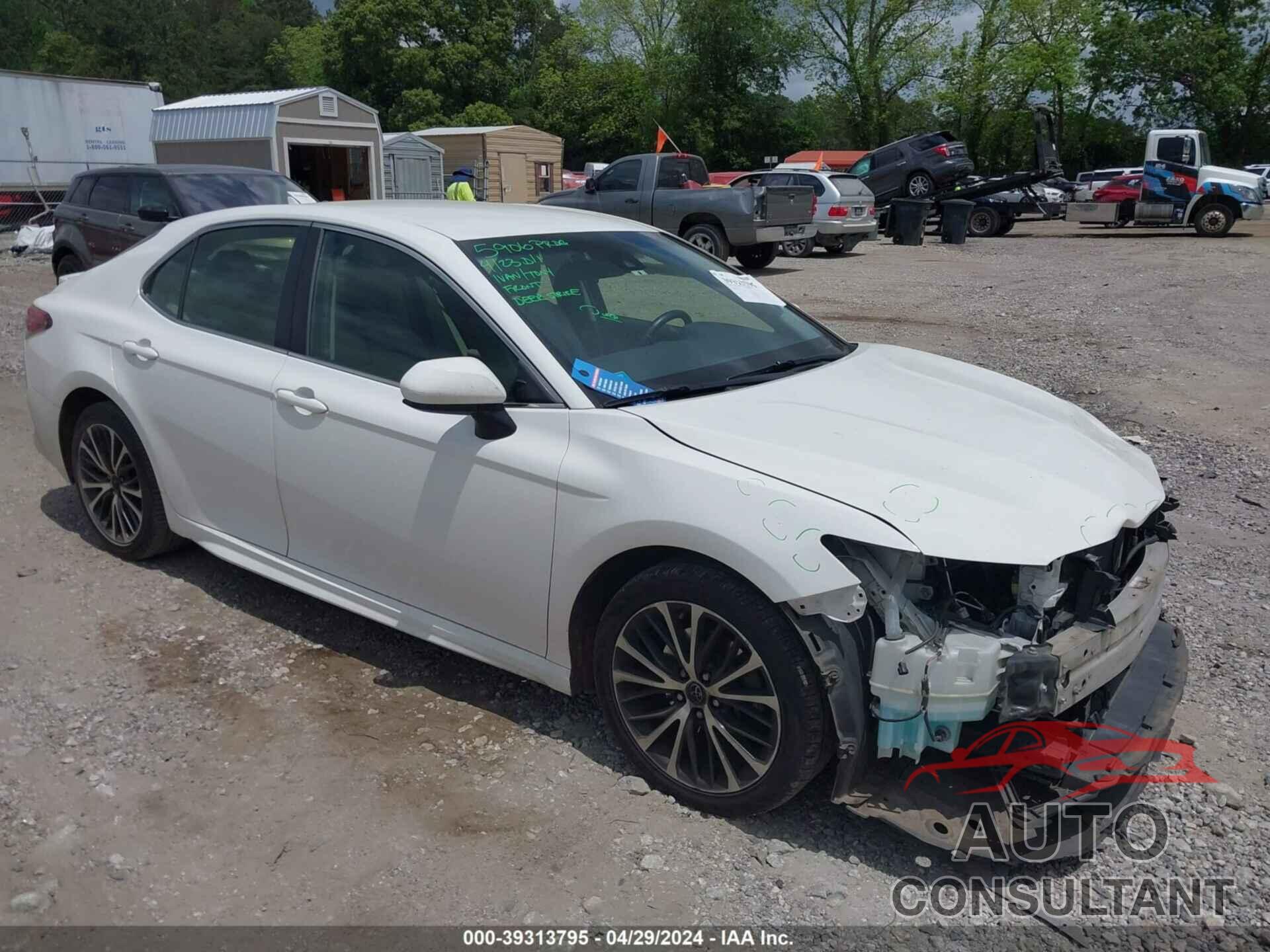 TOYOTA CAMRY 2018 - JTNB11HK5J3007667