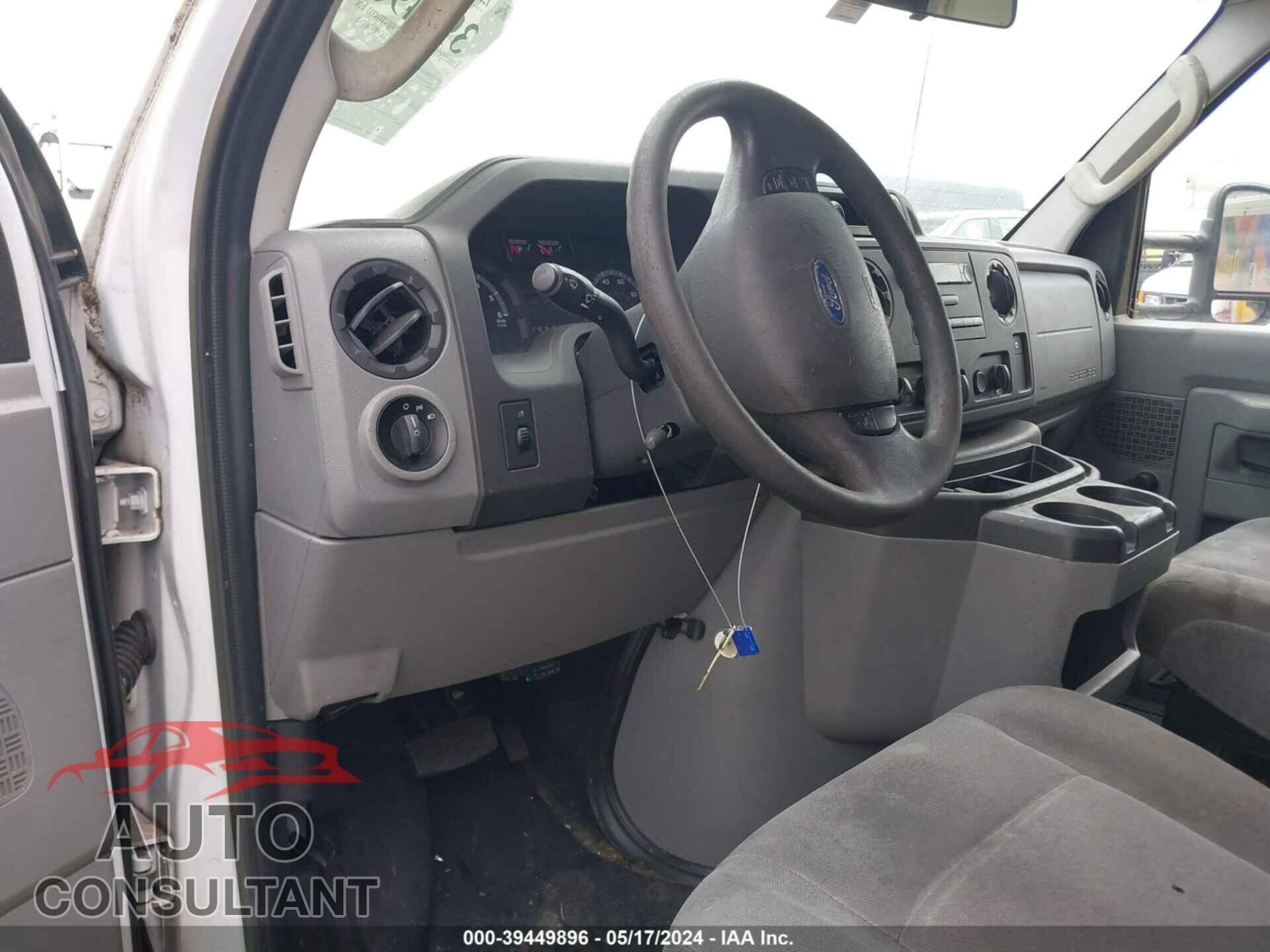 FORD ECONOLINE 2017 - 1FDWE3F65HDC75629