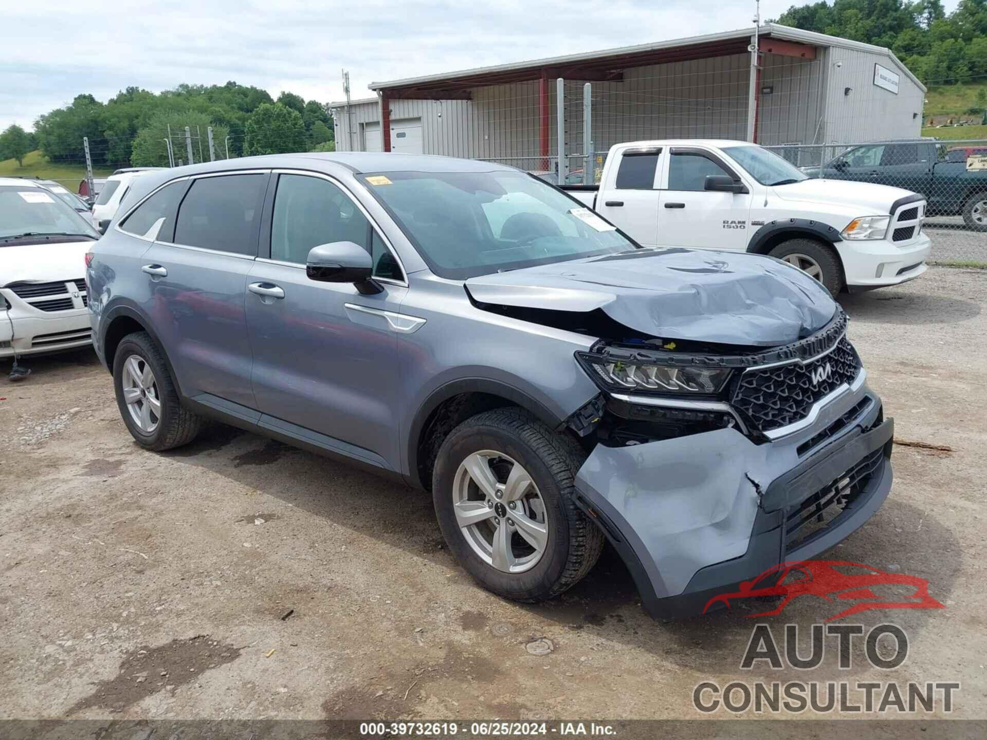 KIA SORENTO 2022 - 5XYRGDLC2NG123395