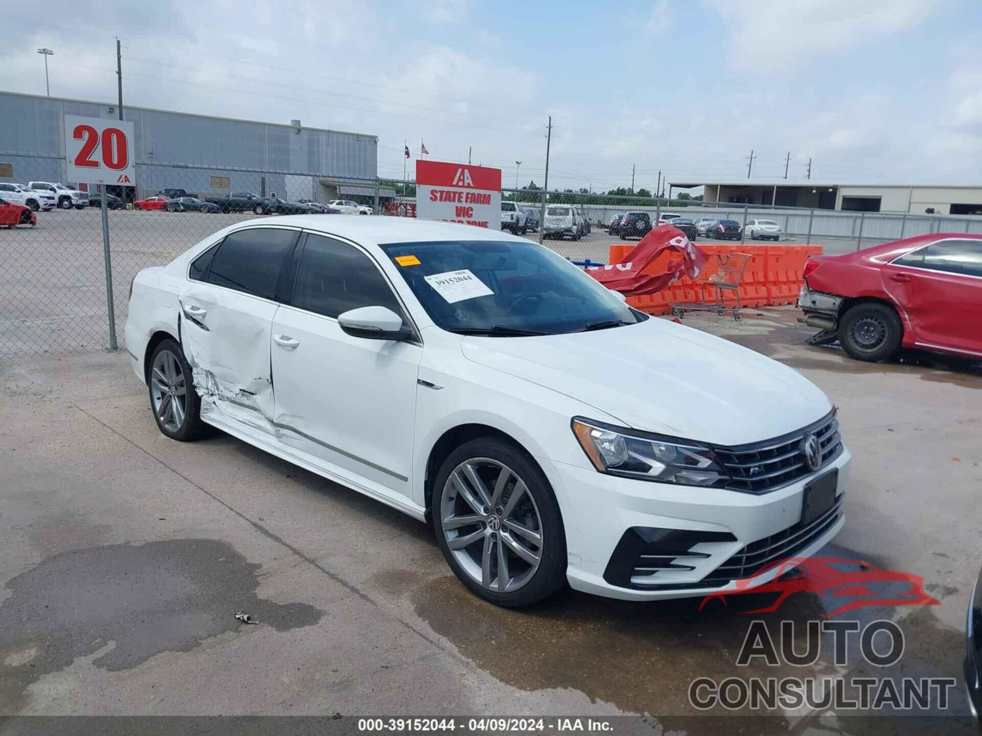 VOLKSWAGEN PASSAT 2017 - 1VWDT7A31HC084346