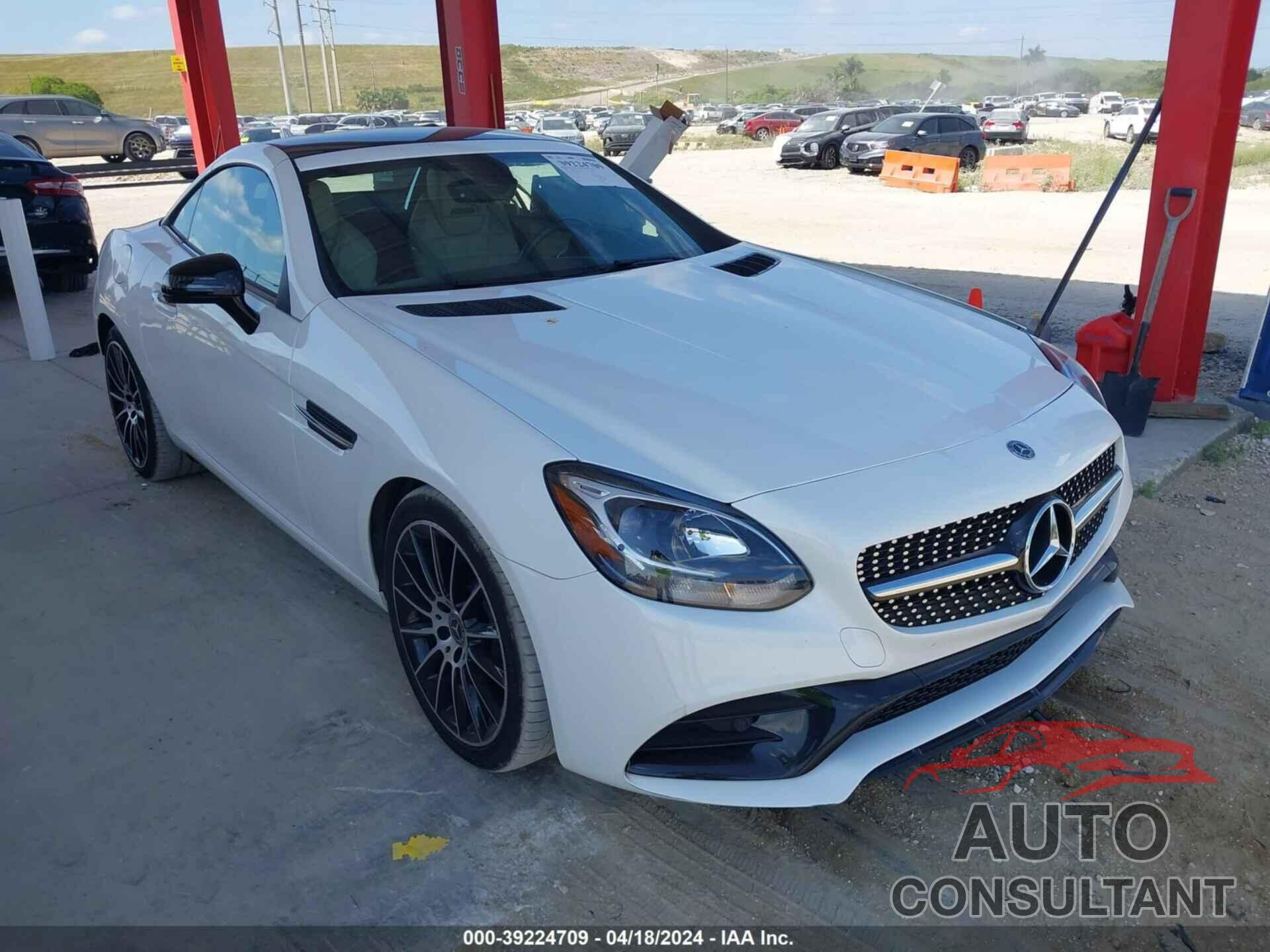 MERCEDES-BENZ SLC 2018 - WDDPK3JA2JF153890