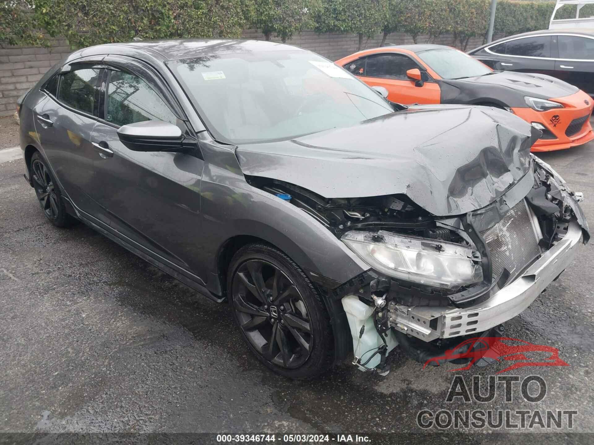 HONDA CIVIC 2018 - SHHFK7H4XJU415297