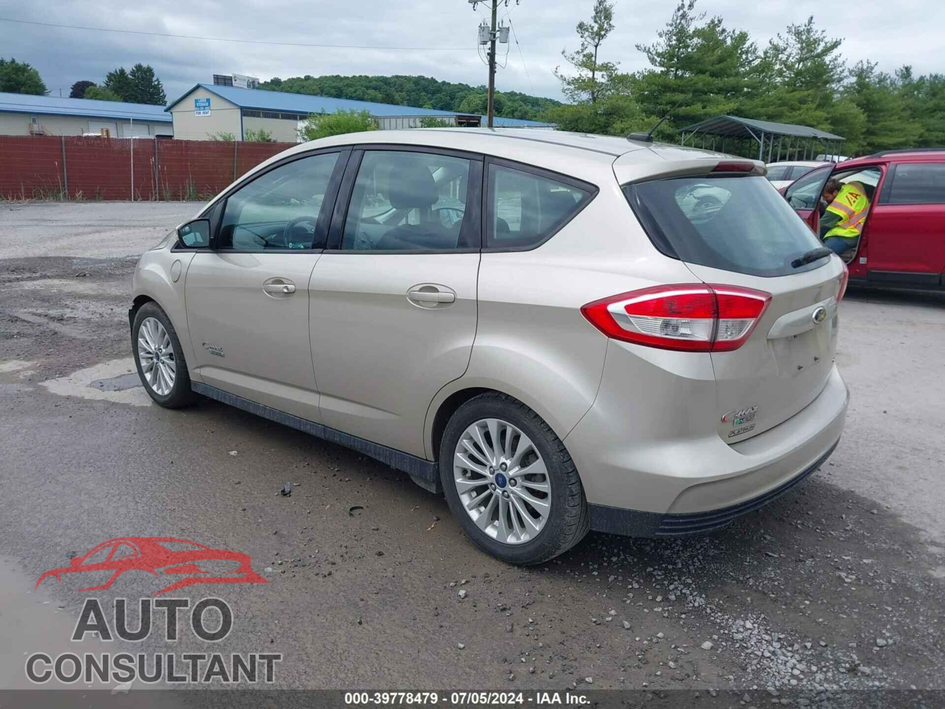 FORD C-MAX ENERGI 2017 - 1FADP5EU3HL107565