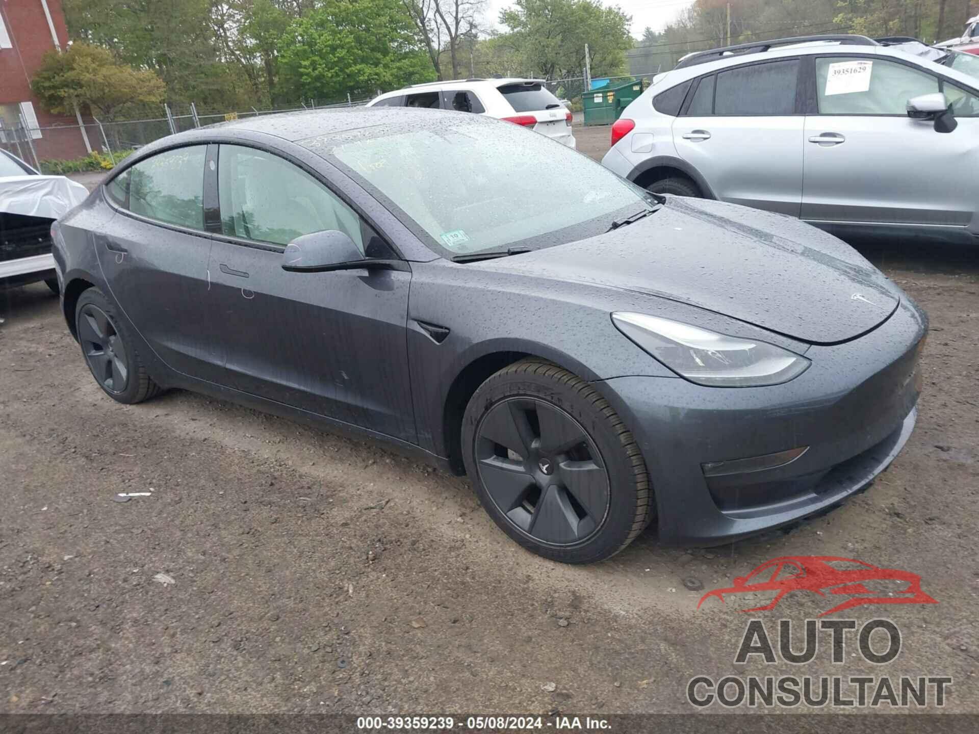 TESLA MODEL 3 2021 - 5YJ3E1EB0MF035711