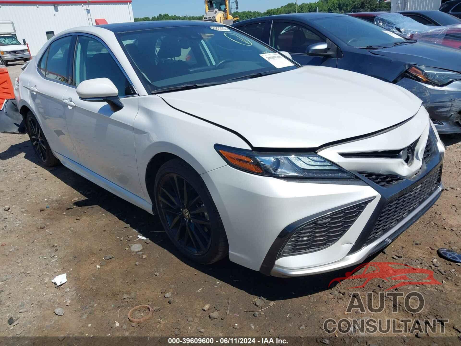 TOYOTA CAMRY 2022 - 4T1K61AKXNU621304