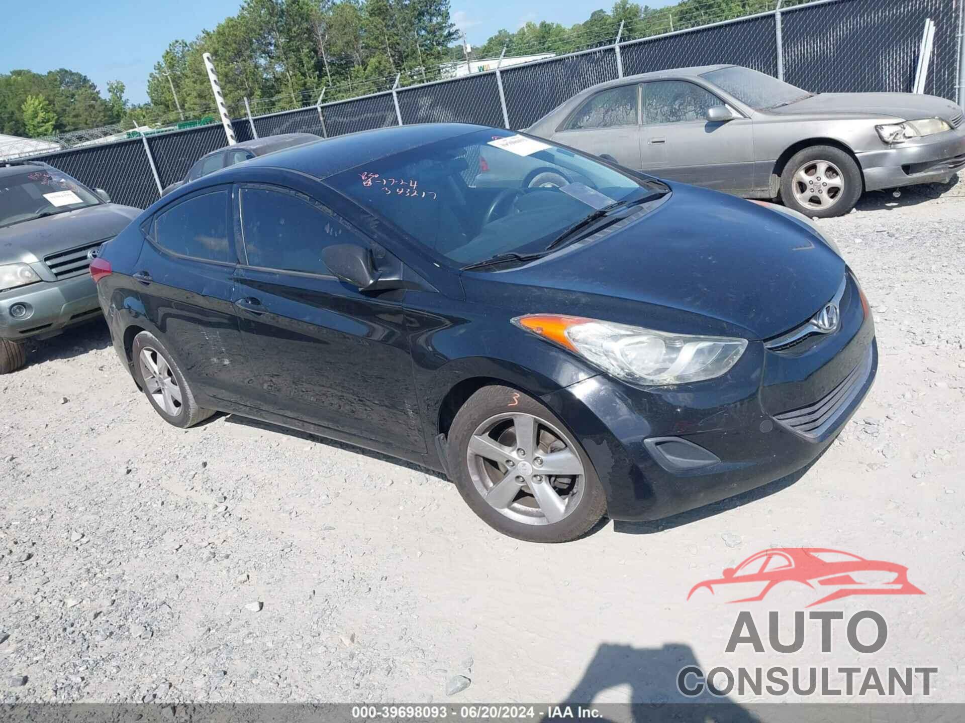 HYUNDAI ELANTRA 2013 - 5NPDH4AE9DH382212