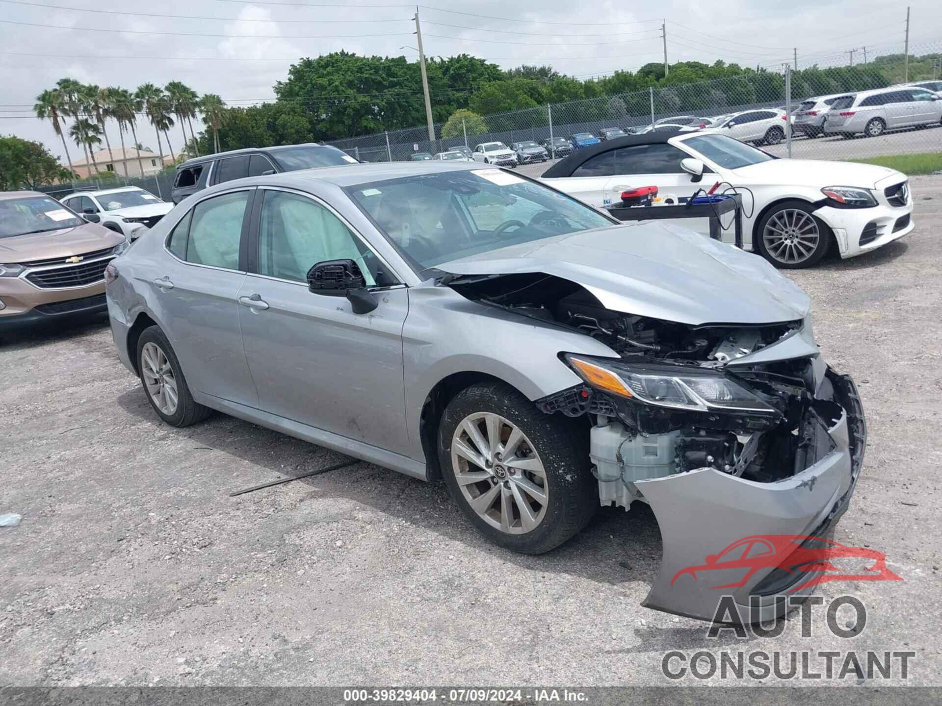 TOYOTA CAMRY 2023 - 4T1C11AK7PU771876