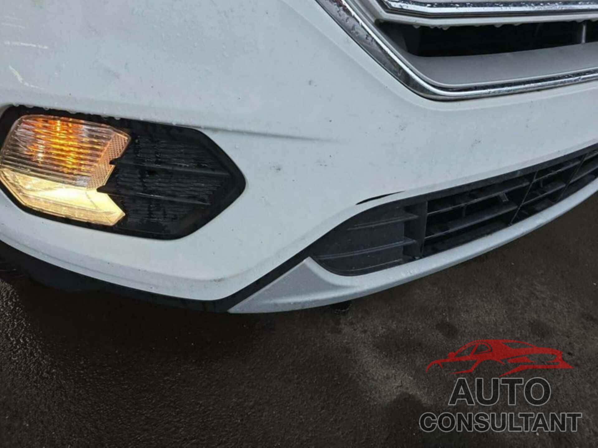FORD ESCAPE 2018 - 1FMCU0GD0JUC13112