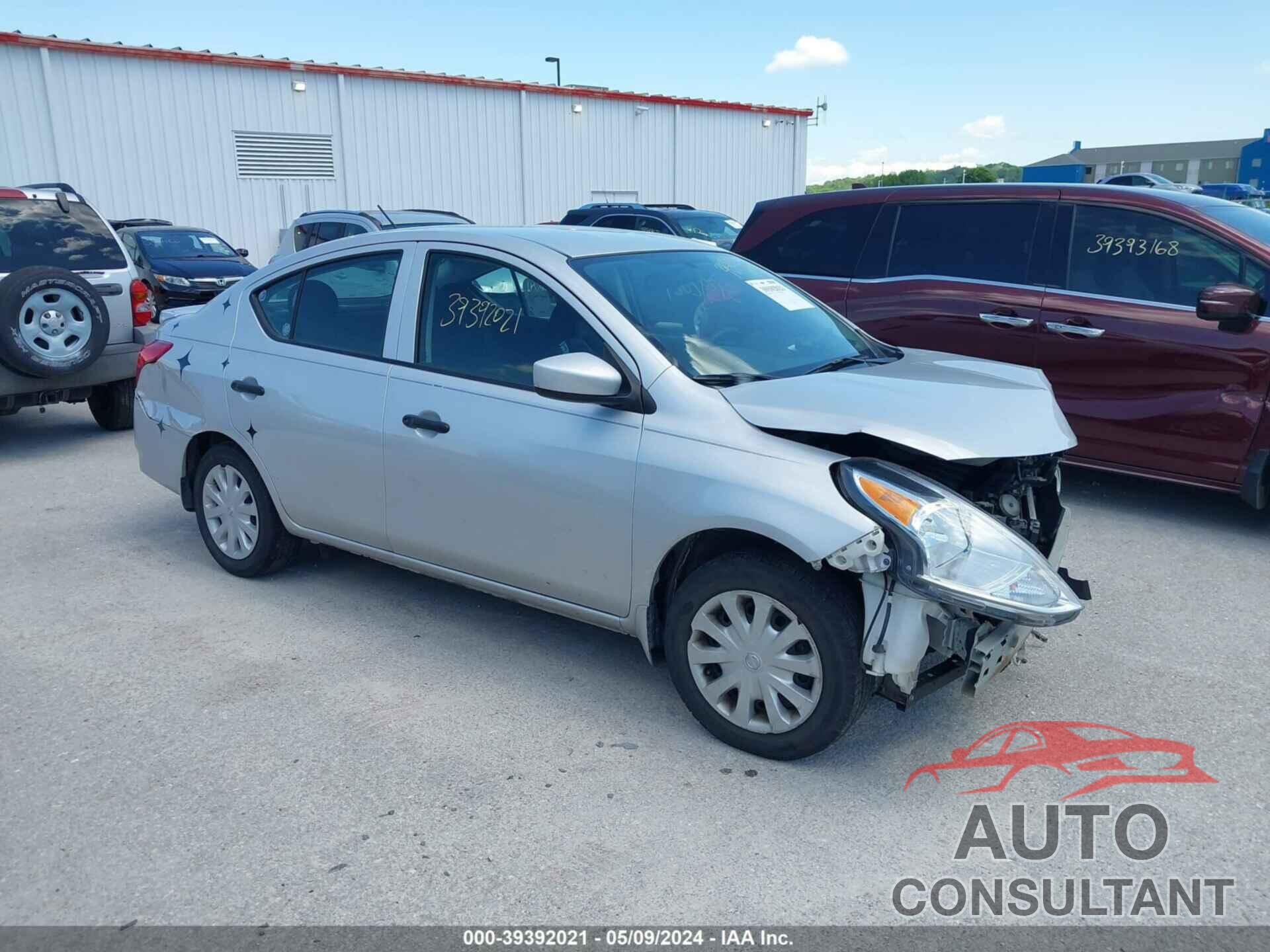 NISSAN VERSA 2017 - 3N1CN7AP9HL862265