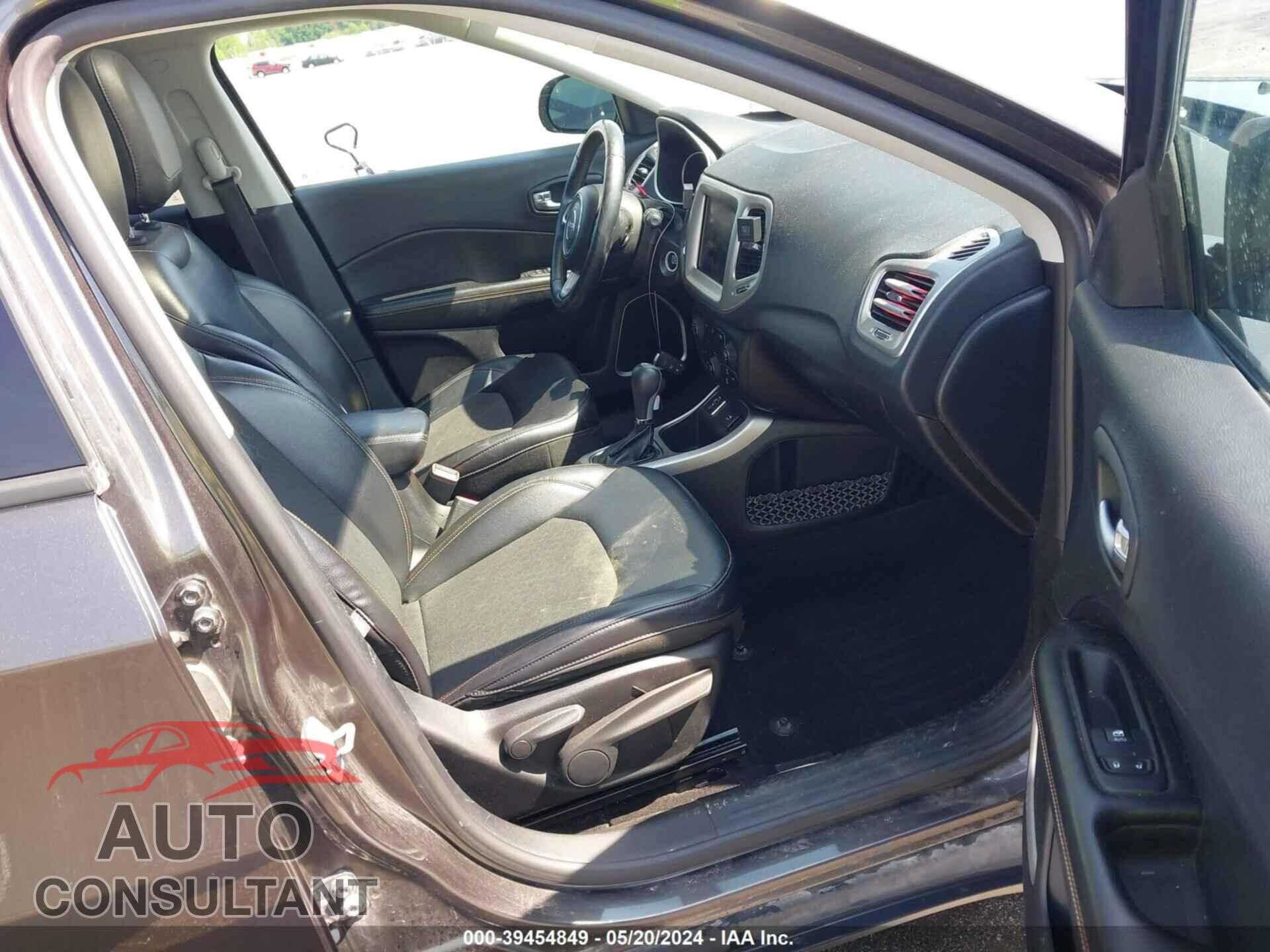 JEEP COMPASS 2017 - 3C4NJCBB1HT669251
