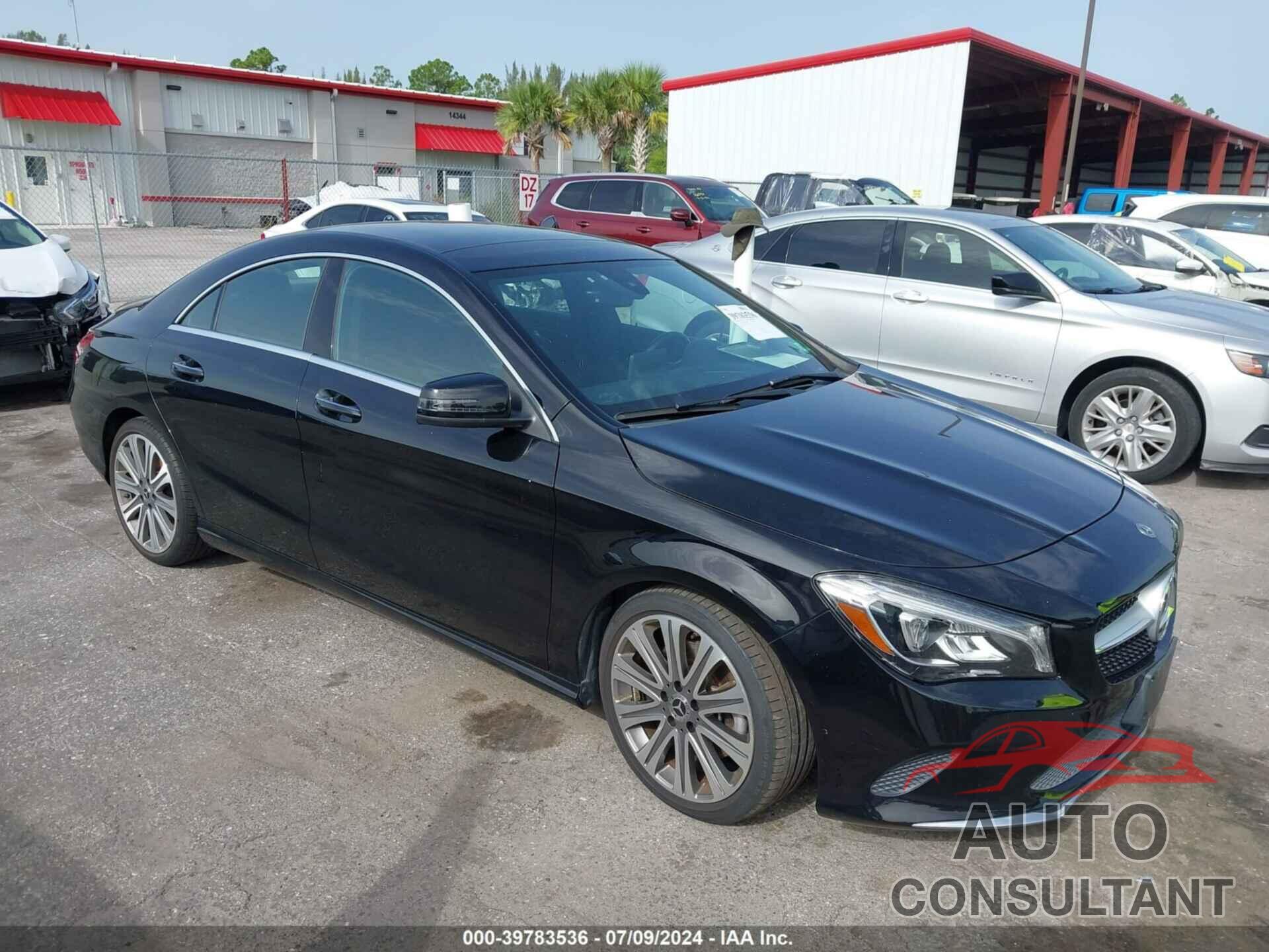MERCEDES-BENZ CLA 250 2018 - WDDSJ4GB0JN692128
