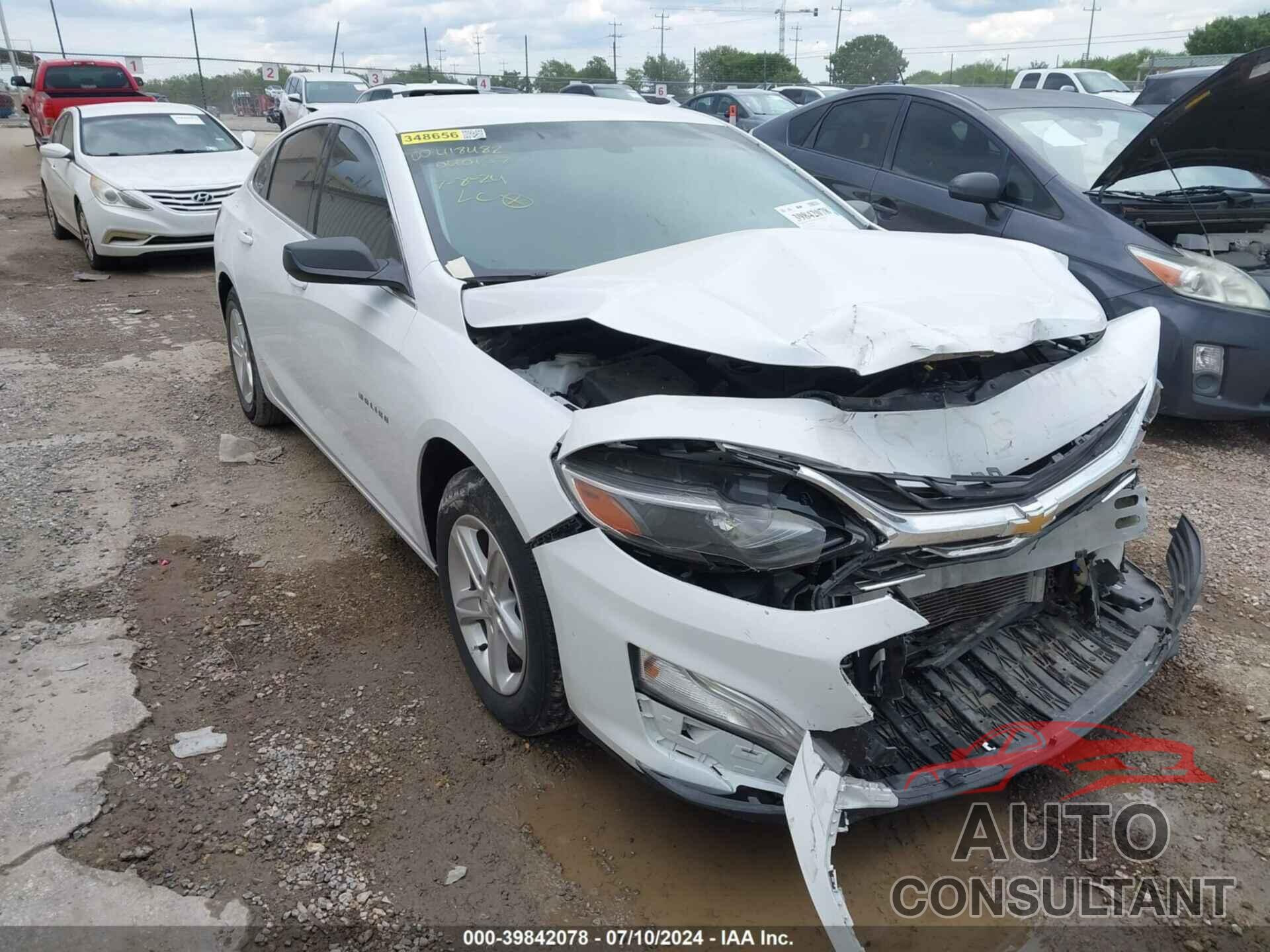 CHEVROLET MALIBU 2021 - 1G1ZB5ST9MF040157