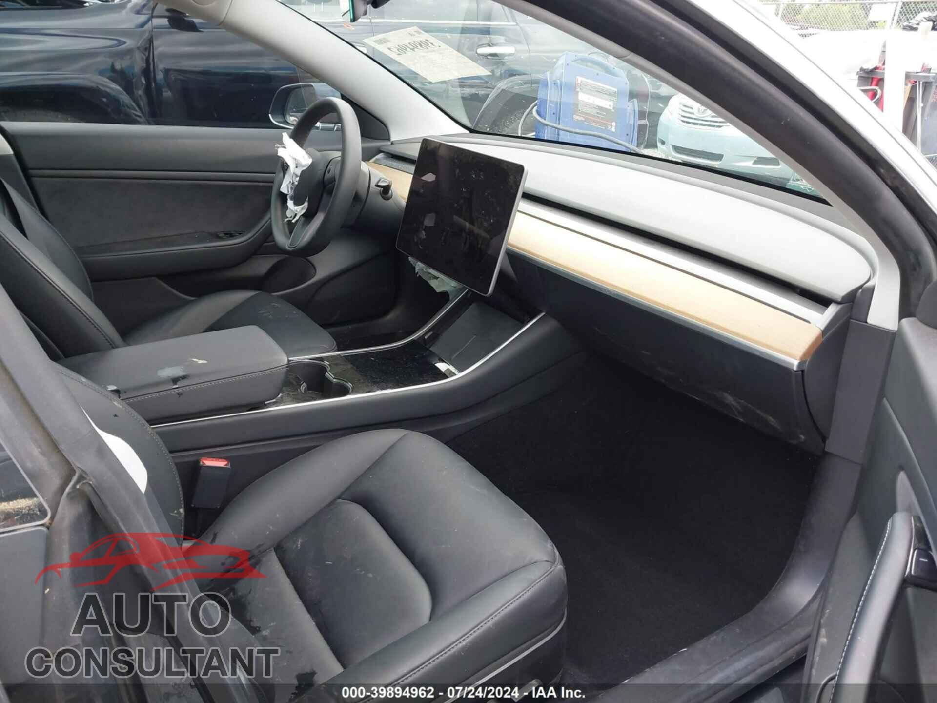TESLA MODEL 3 2020 - 5YJ3E1EB2LF800786