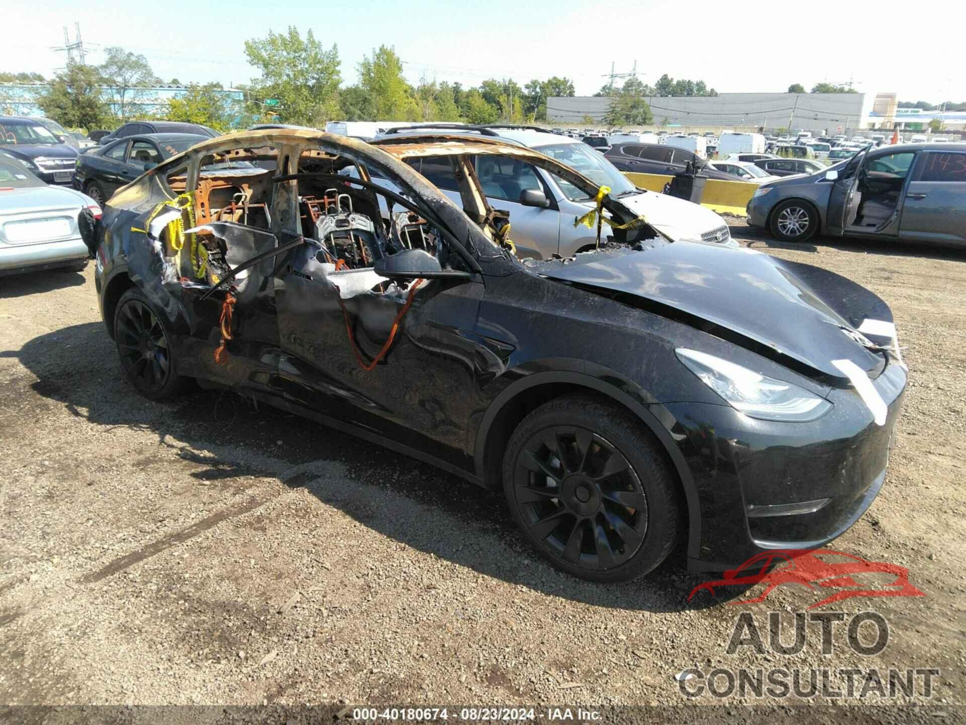 TESLA MODEL Y 2022 - 7SAYGDEE2NA008975