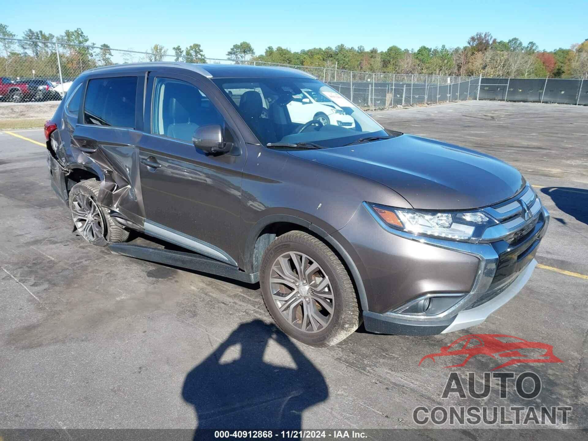 MITSUBISHI OUTLANDER 2017 - JA4AZ3A38HZ037822